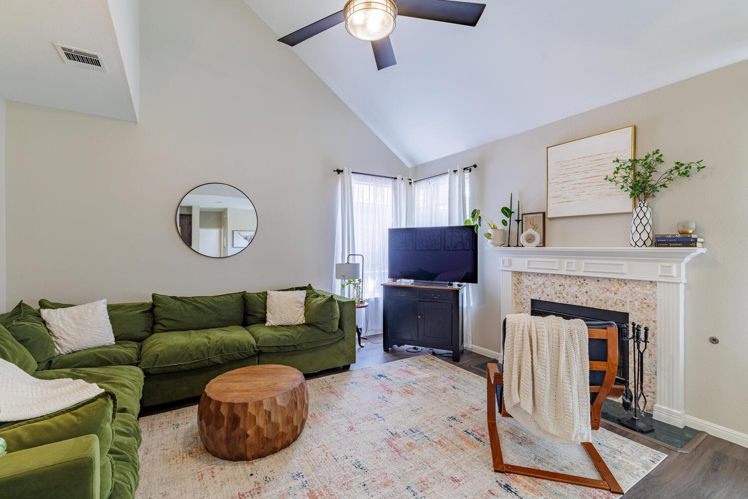 2113 Spring Hollow Path, Round Rock, TX 78681