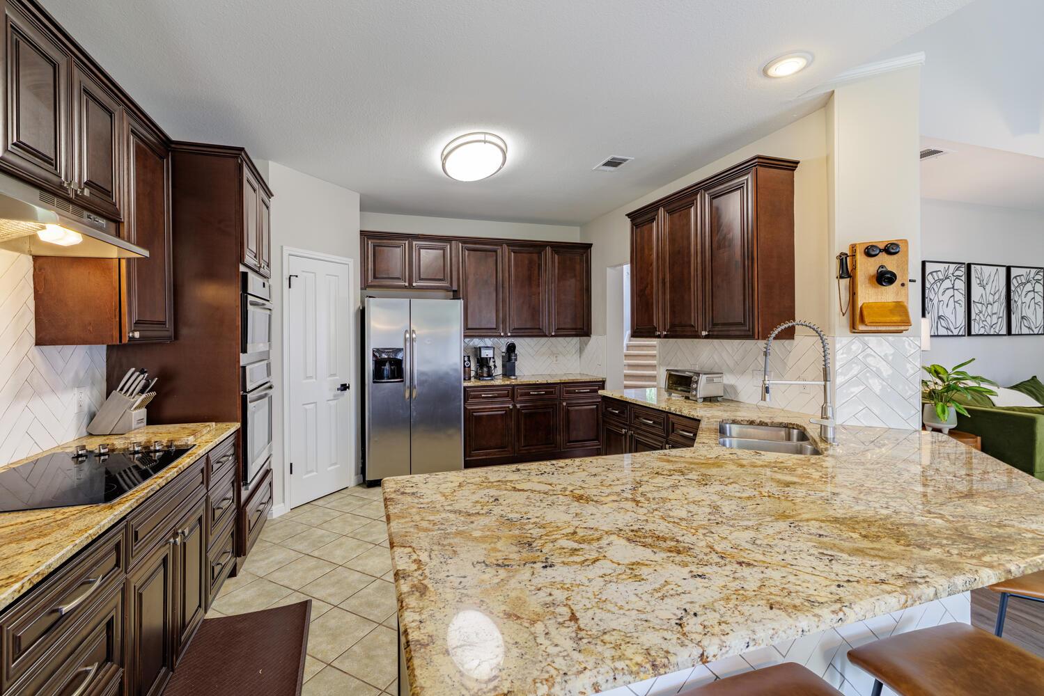 2113 Spring Hollow Path, Round Rock, TX 78681