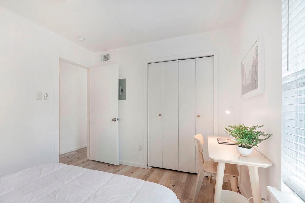 906 E Leslie Cir # A, Austin, TX 78721