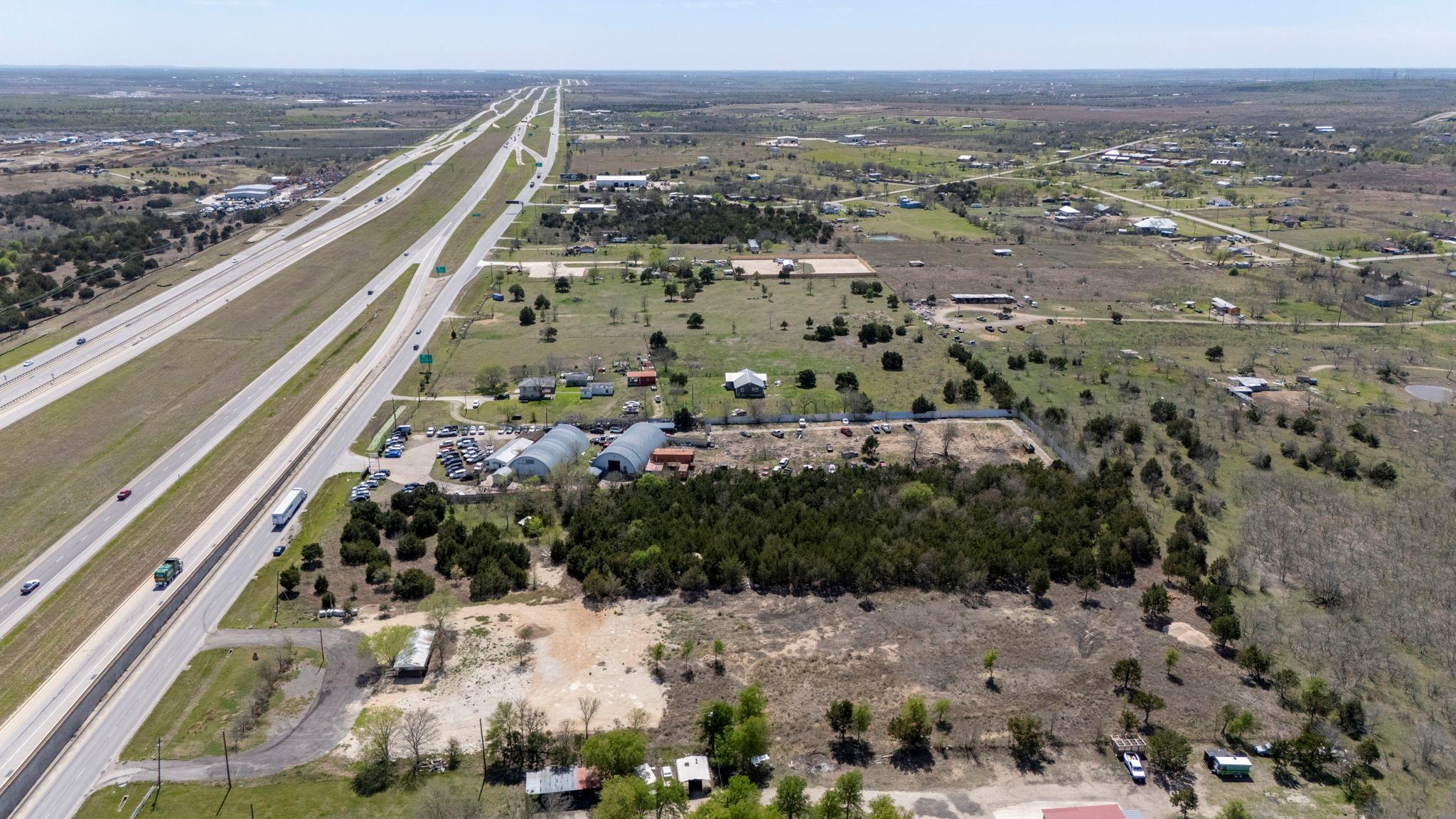 11624 S US HY 183 Highway, Mustang Ridge, TX 78747
