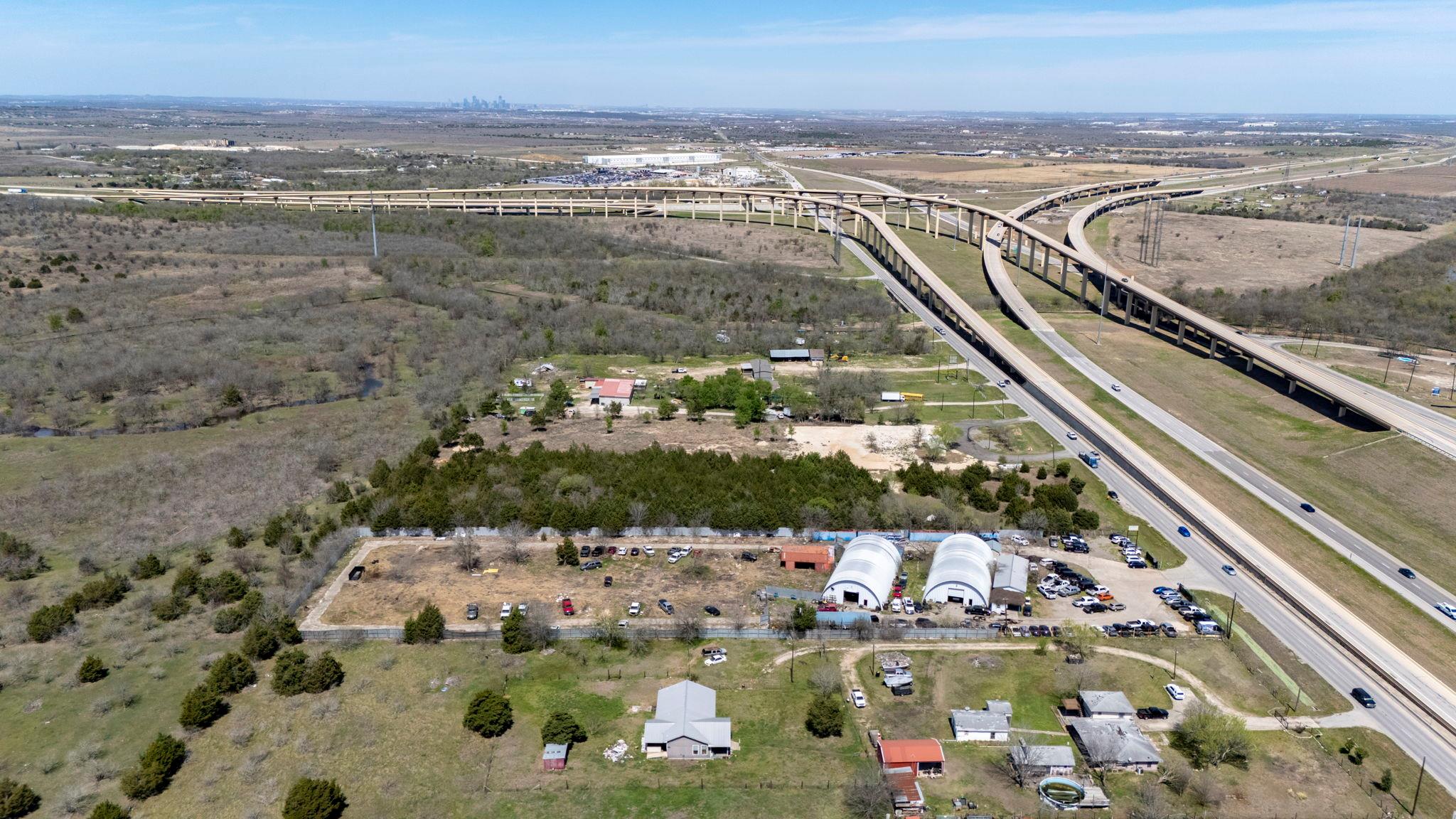 11624 S US HY 183 Highway, Mustang Ridge, TX 78747