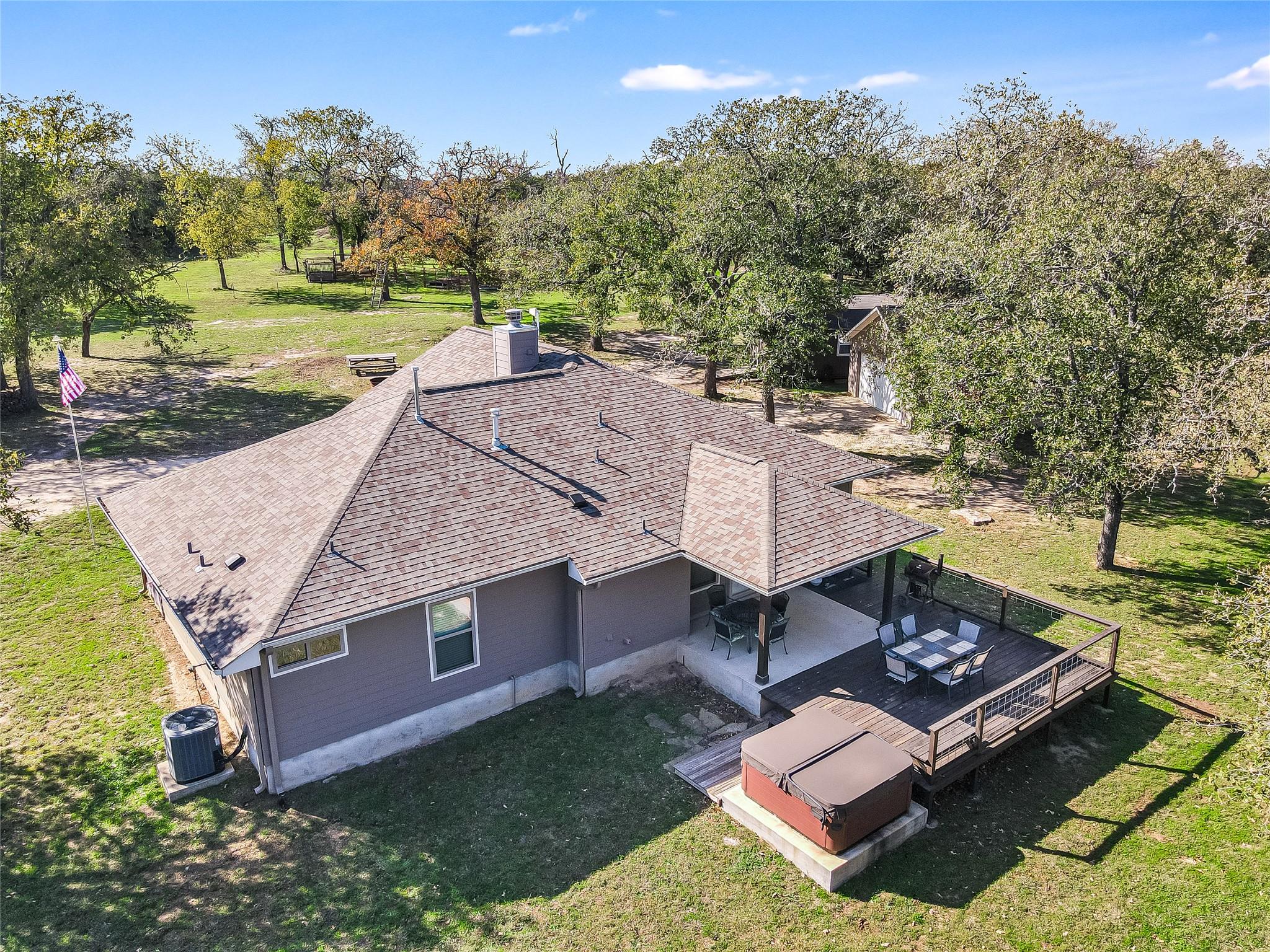 489 Nordic Ridge Rd, Bertram, TX 78605