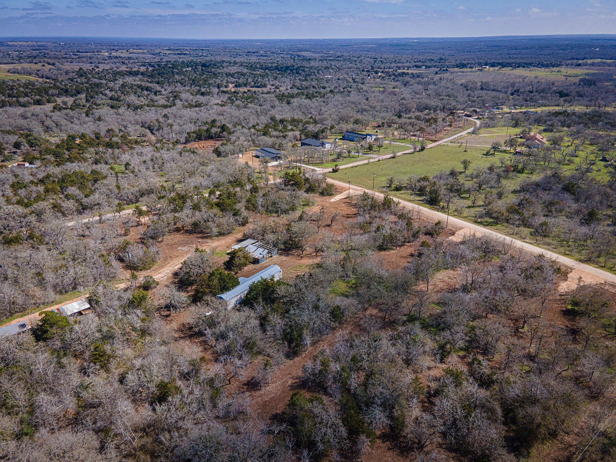 170 Windmill Dr, Dale, TX 78616
