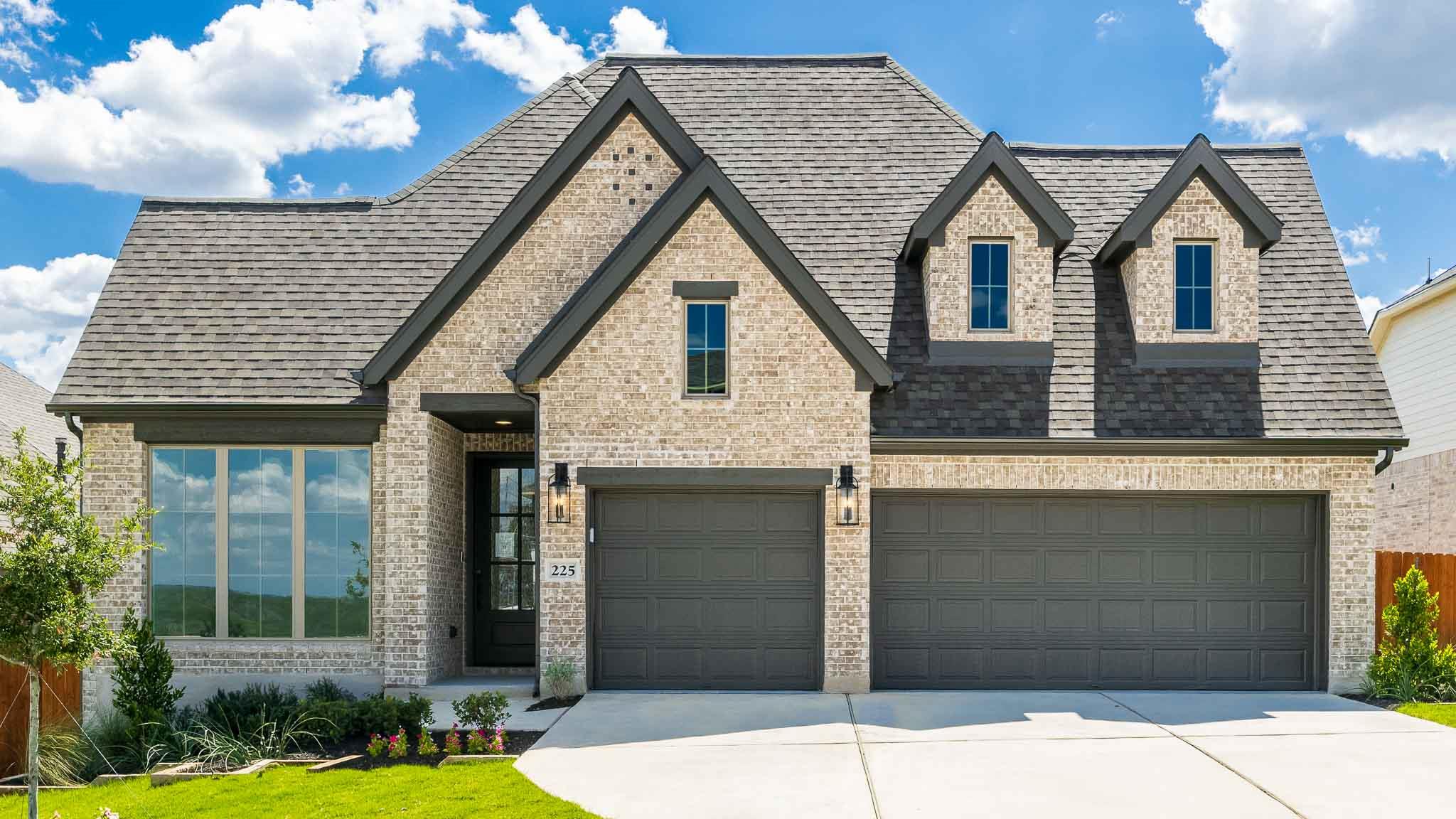 225 Sheepdog Dr, Liberty Hill, TX 78642