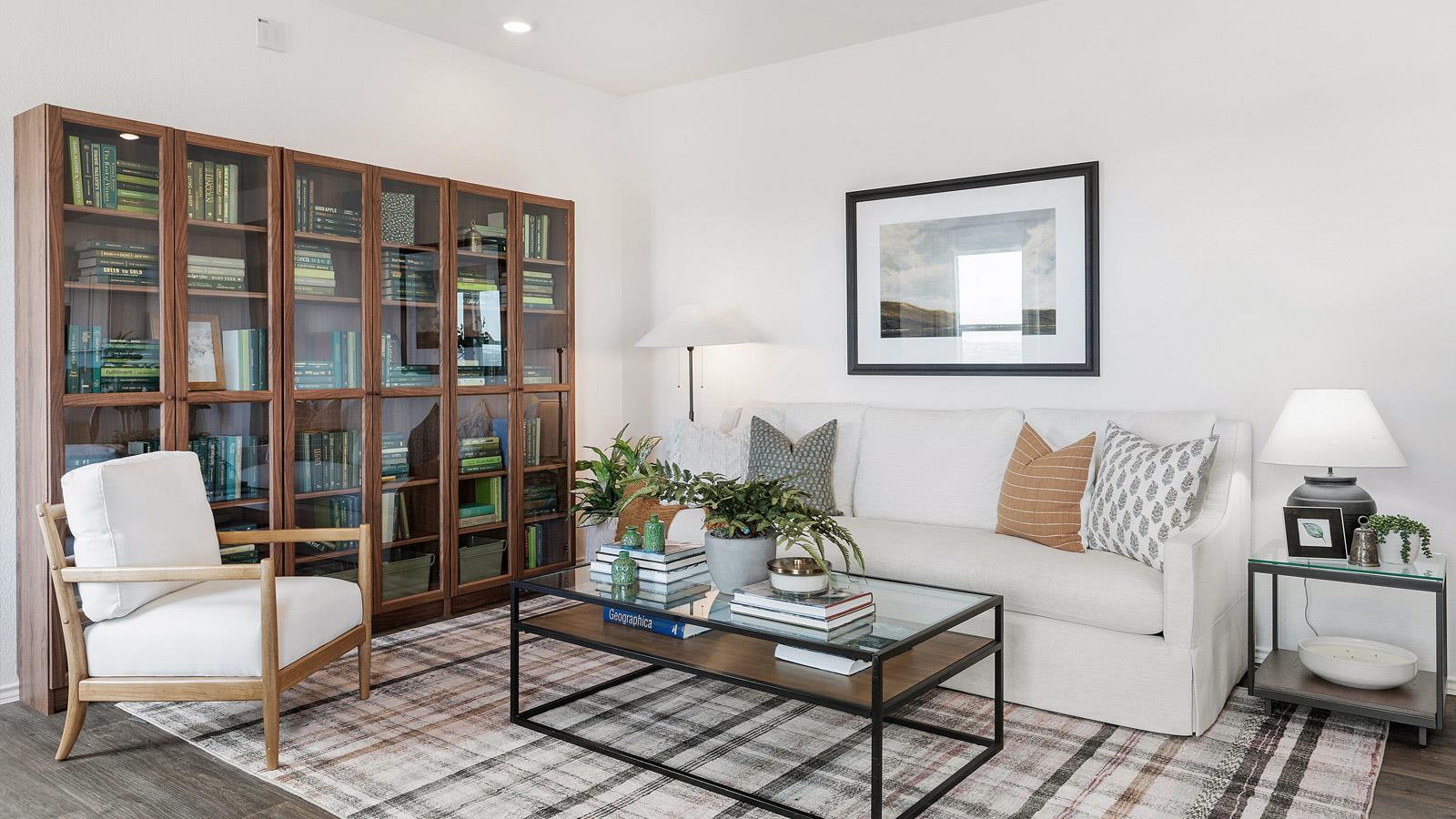 203 Schuenemann Way, Uhland, TX 78640