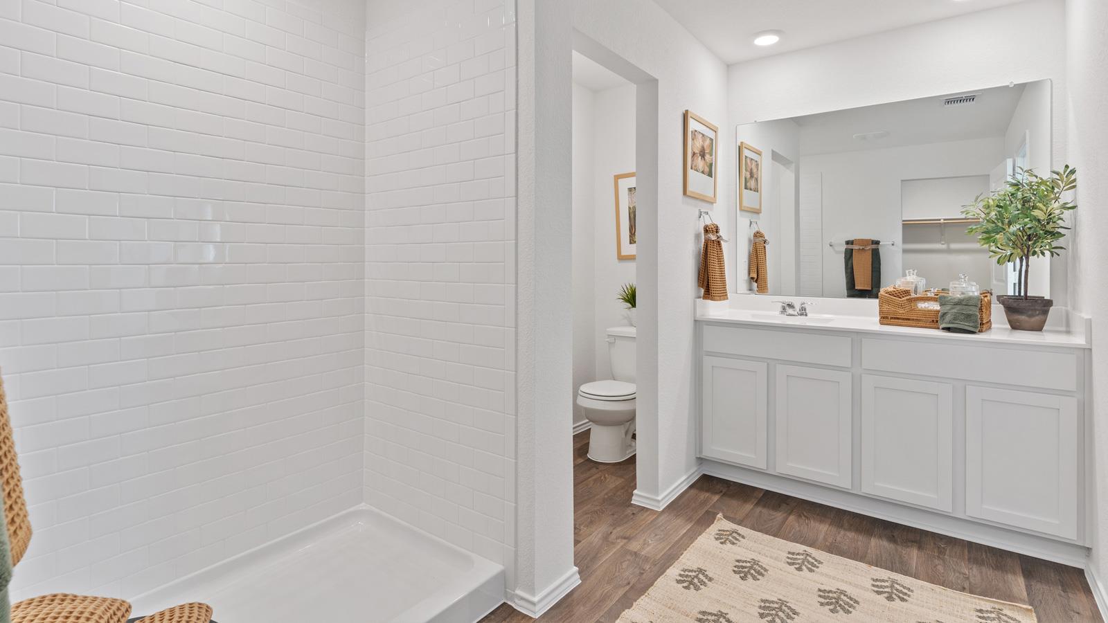 203 Schuenemann Way, Uhland, TX 78640