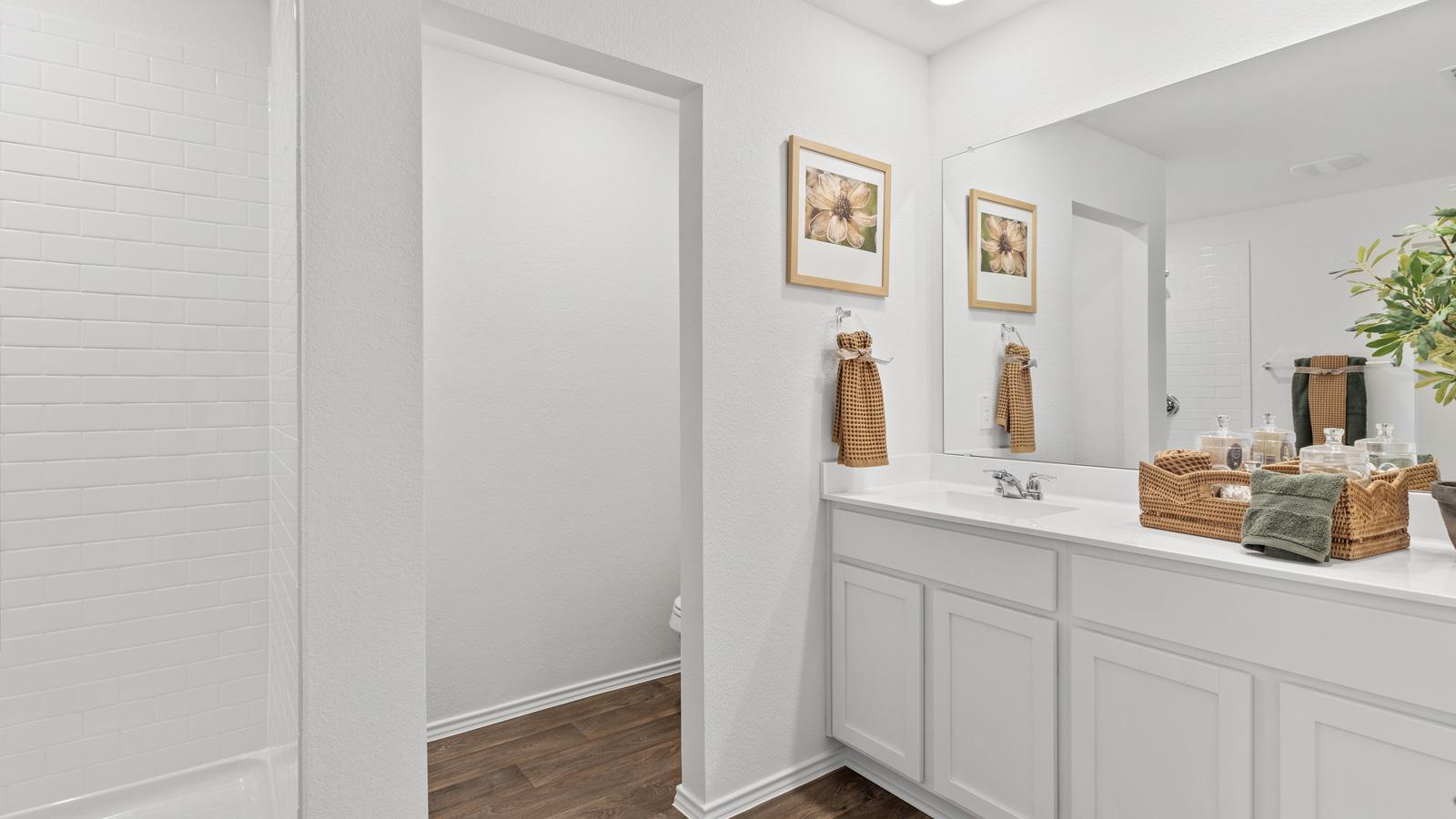 203 Schuenemann Way, Uhland, TX 78640