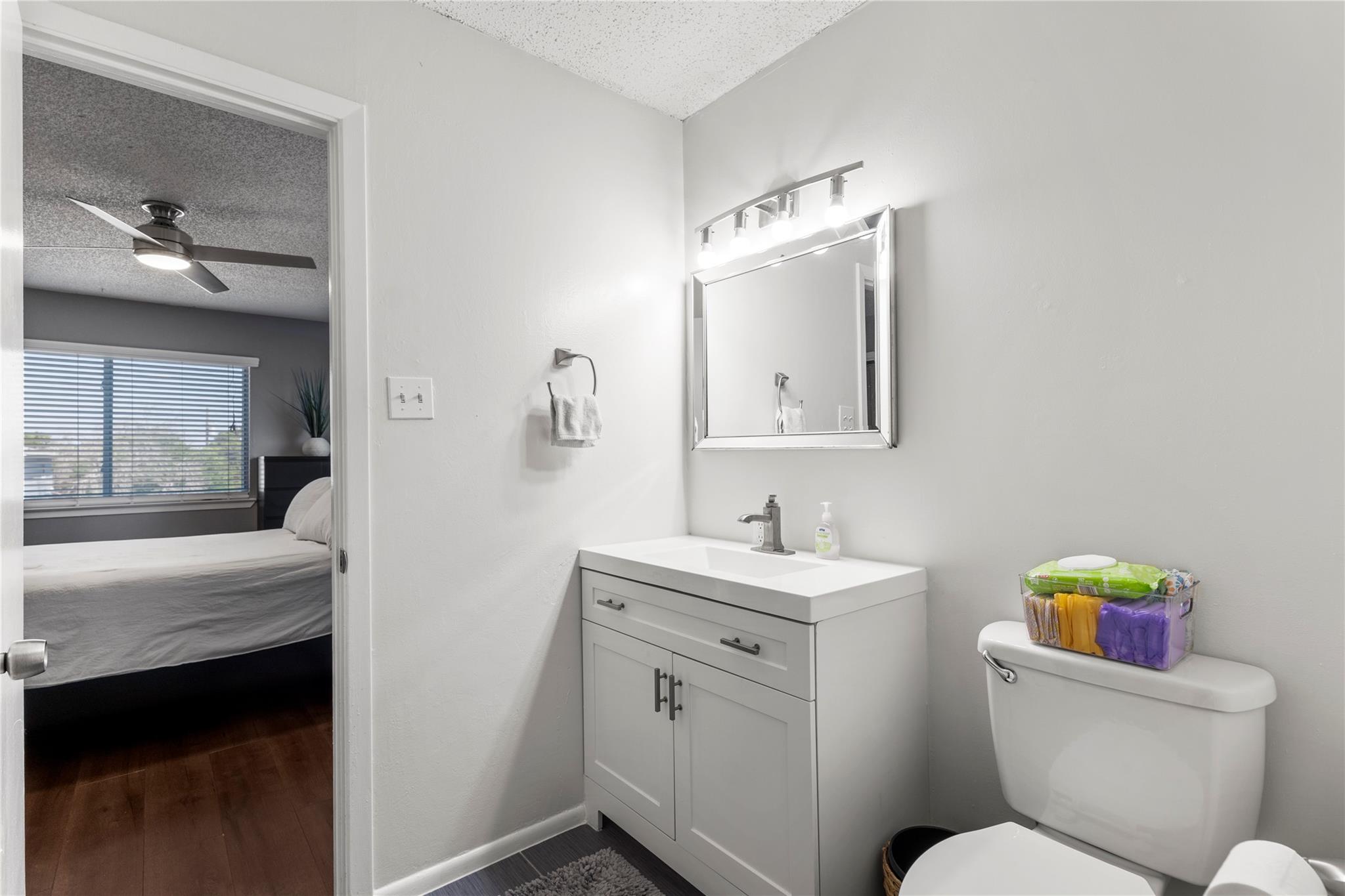5801 Thunderbird St # A9, Leander, TX 78645