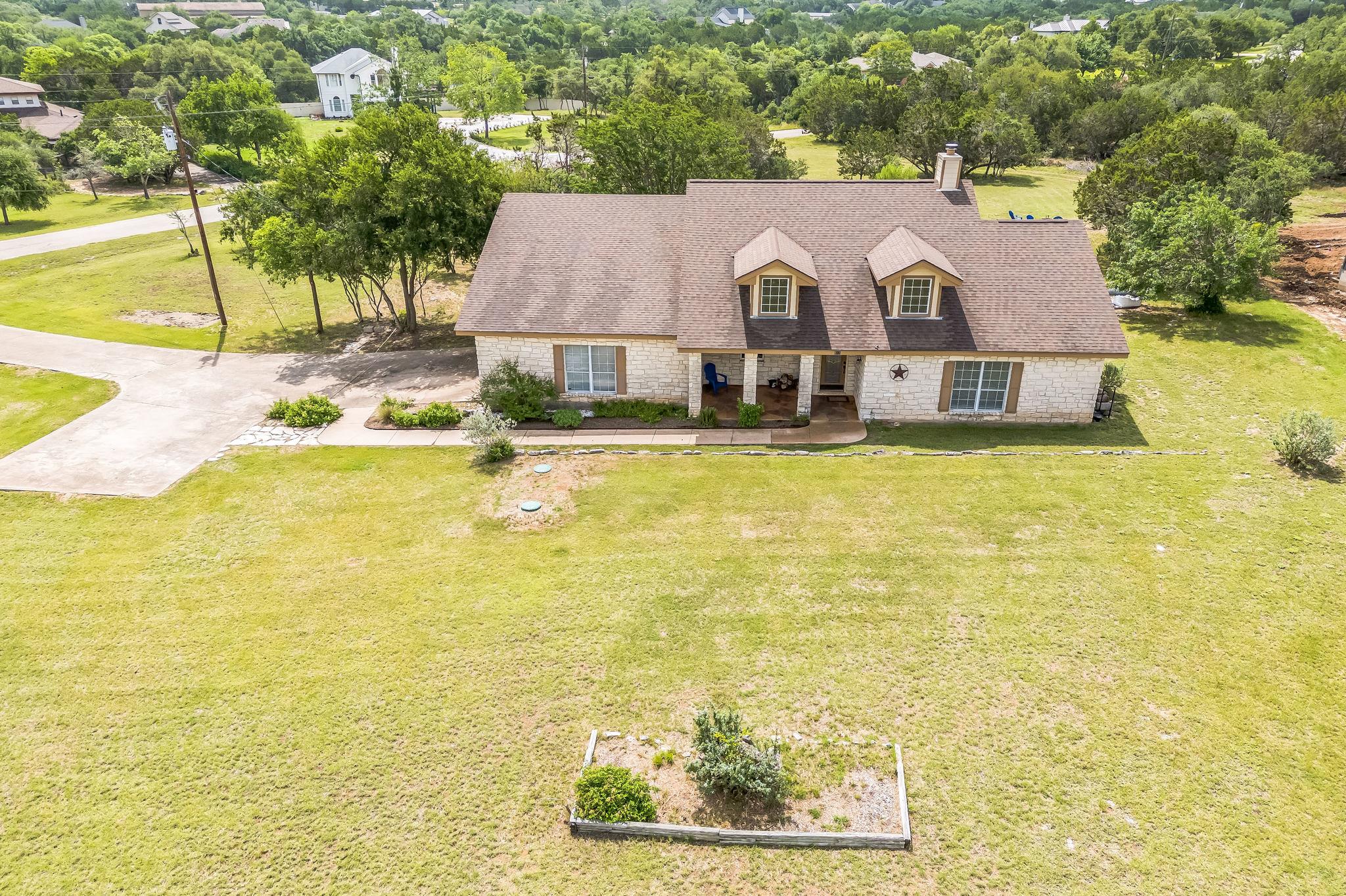 518 Clear Creek Ln, Dripping Springs, TX 78620