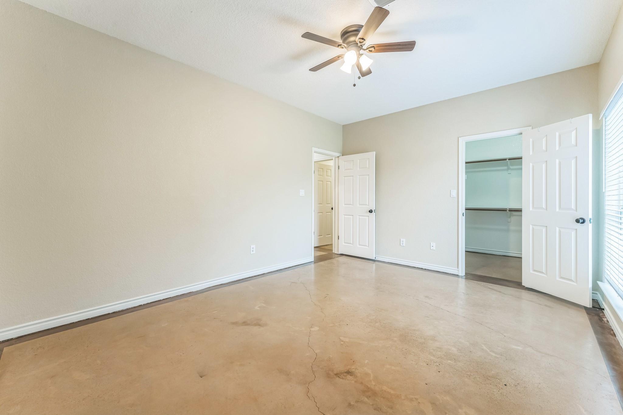 518 Clear Creek Ln, Dripping Springs, TX 78620