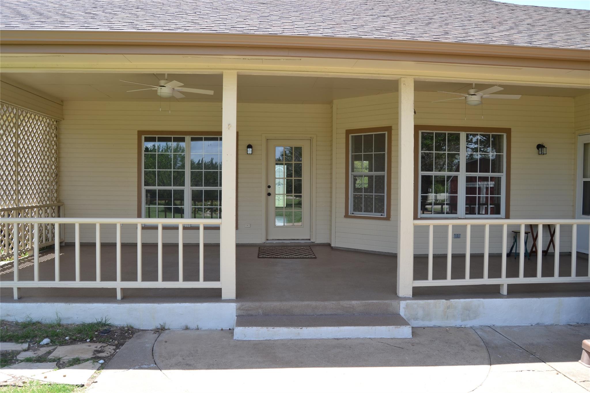 518 Clear Creek Ln, Dripping Springs, TX 78620