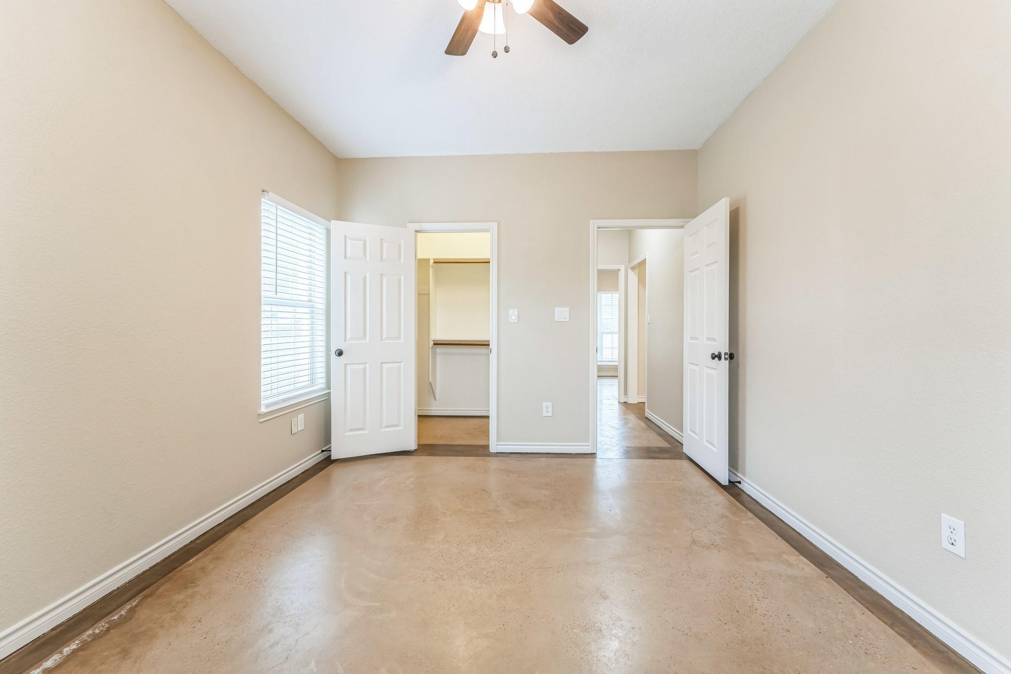 518 Clear Creek Ln, Dripping Springs, TX 78620