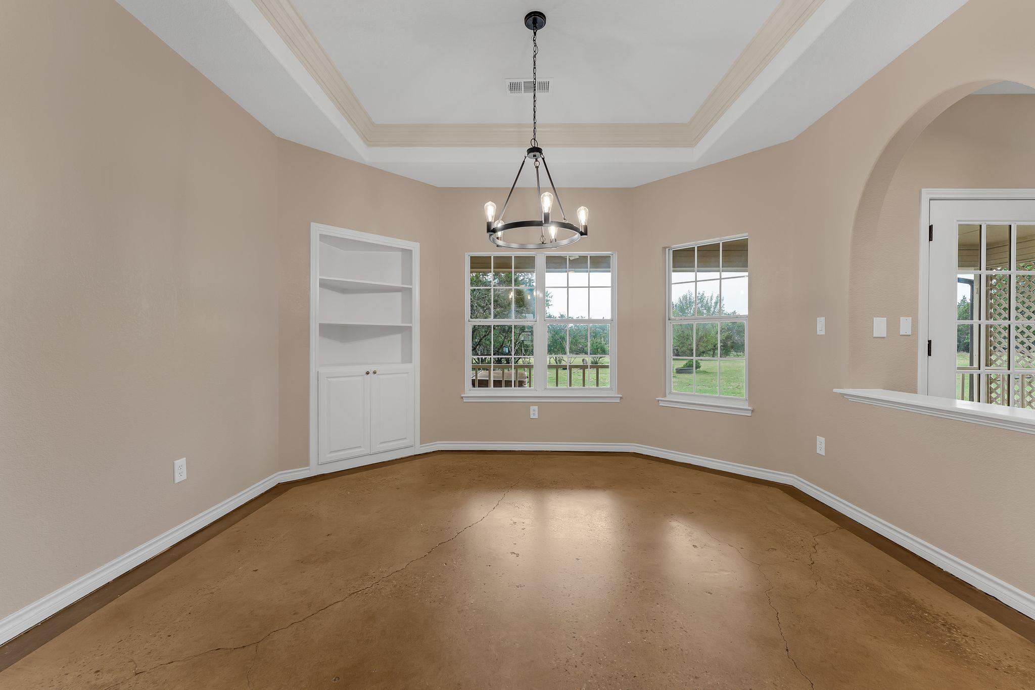 518 Clear Creek Ln, Dripping Springs, TX 78620