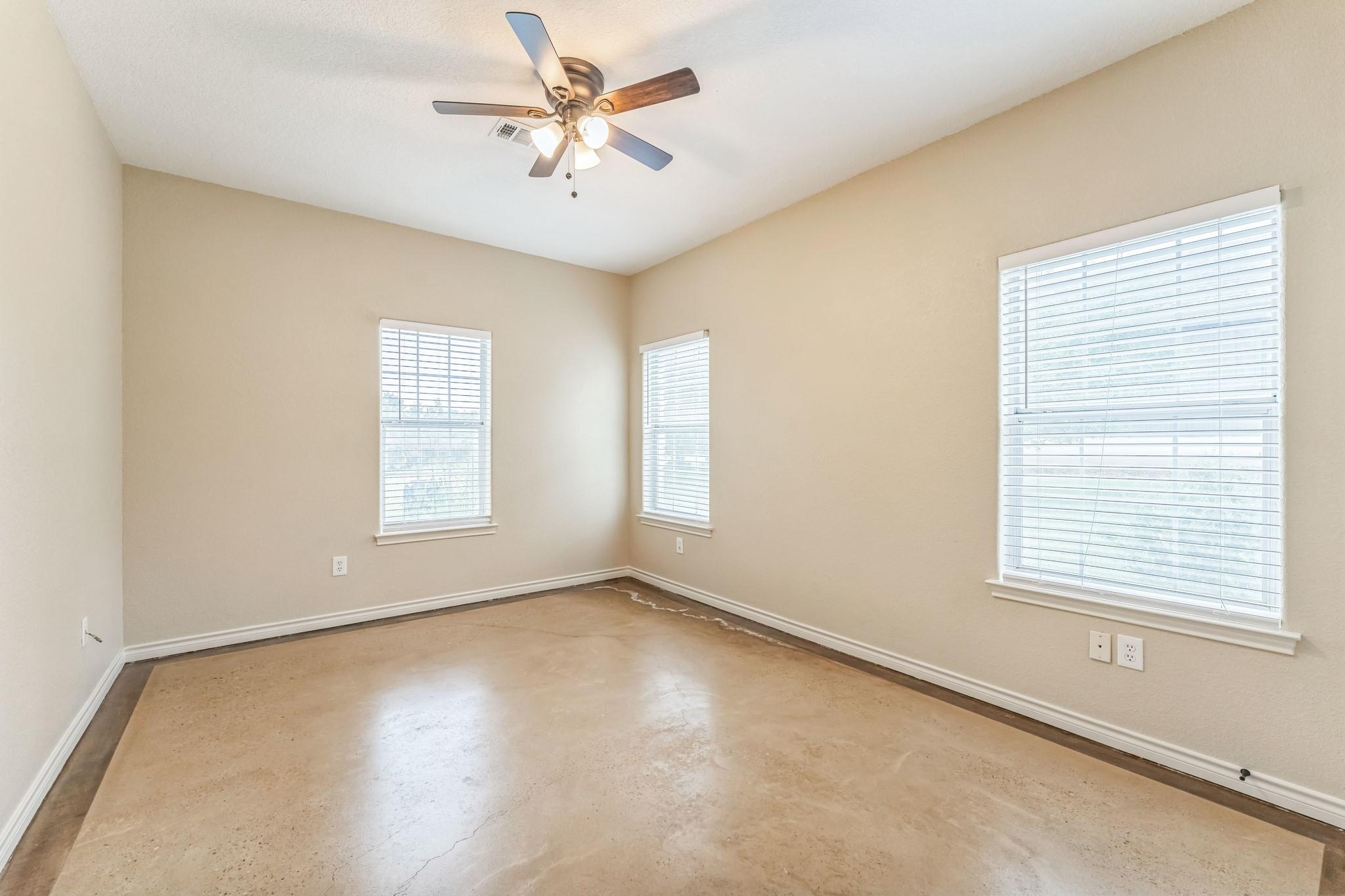518 Clear Creek Ln, Dripping Springs, TX 78620