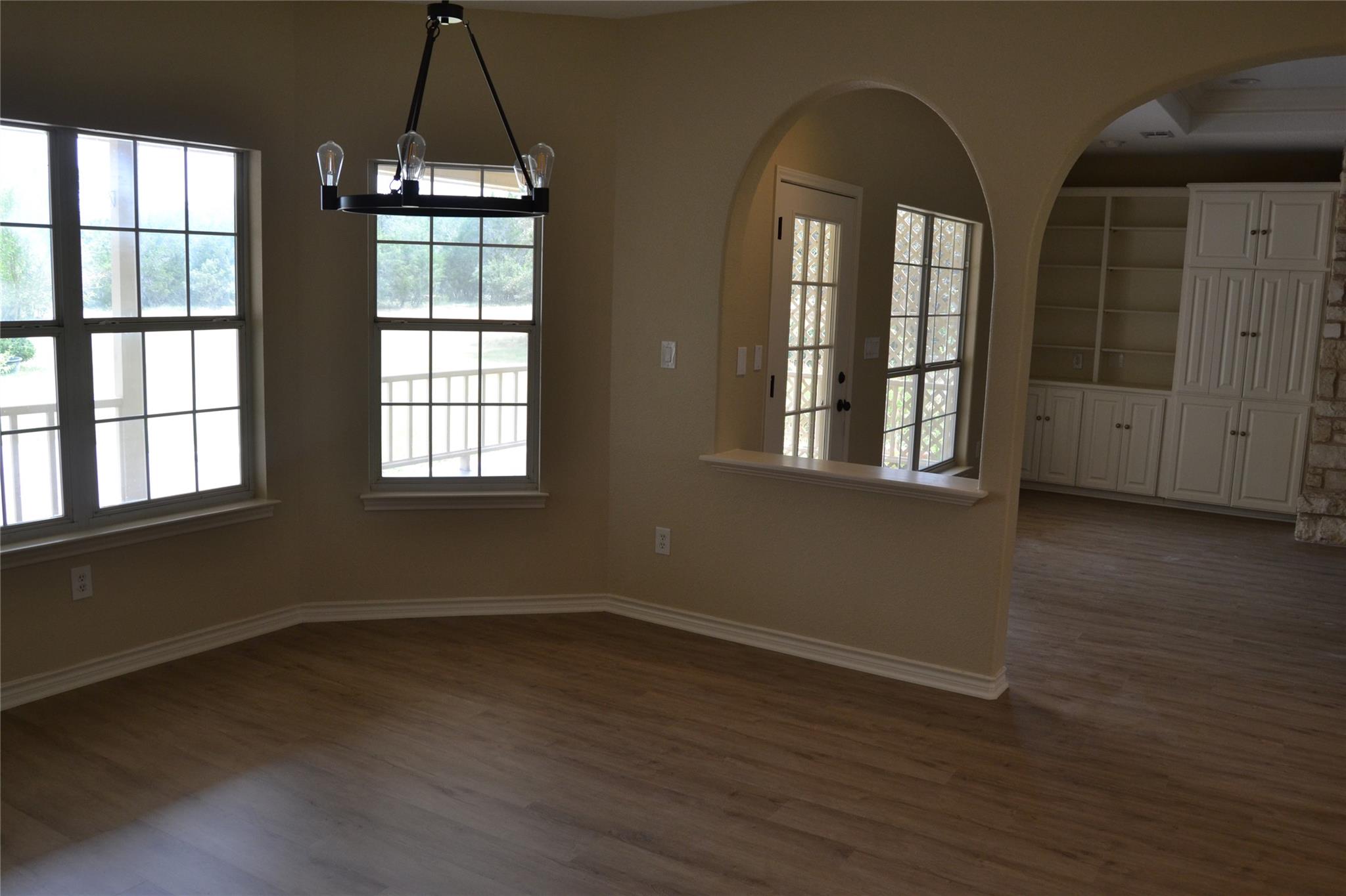 518 Clear Creek Ln, Dripping Springs, TX 78620