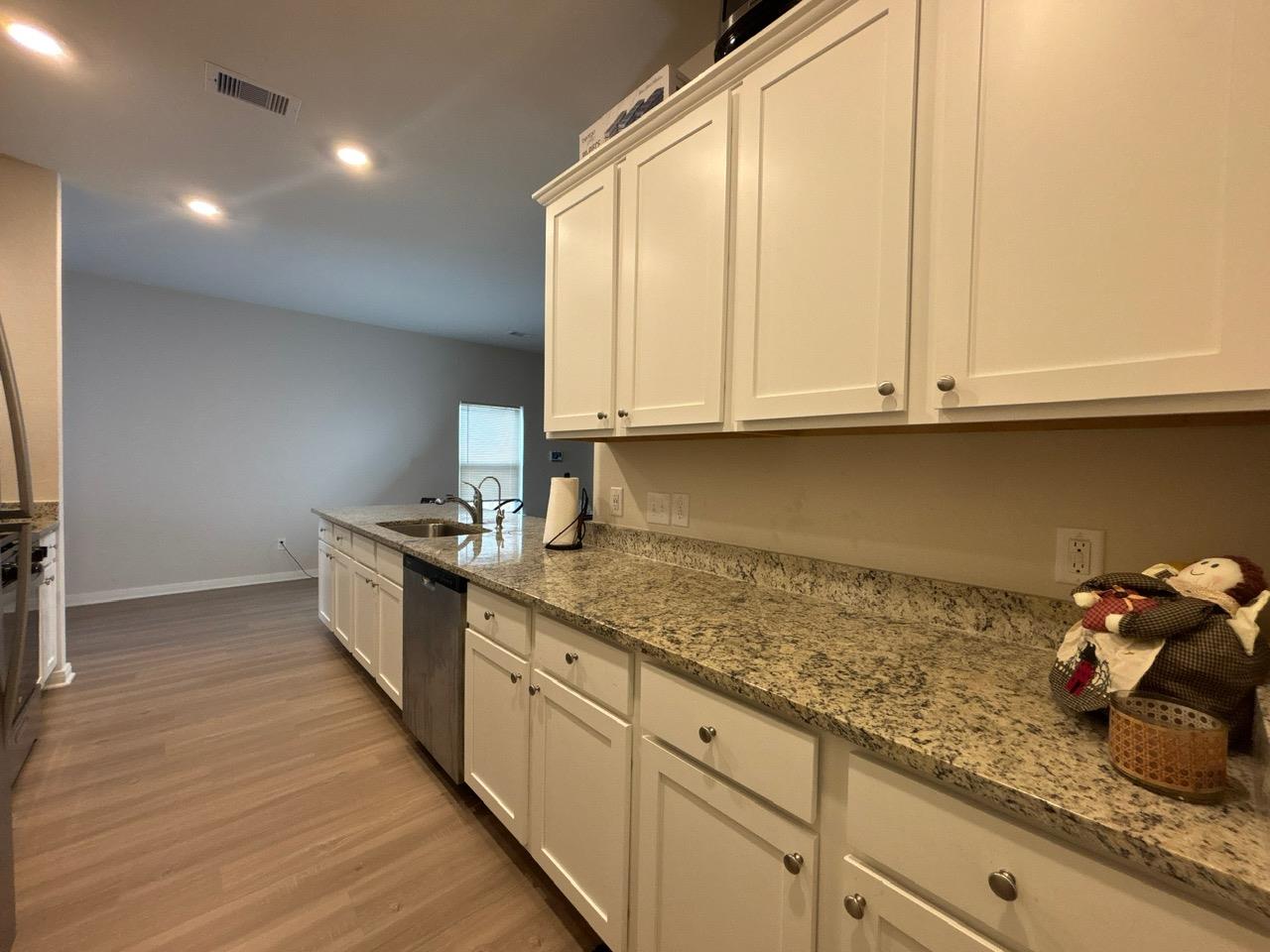 11415 Prairie Walk Dr, Houston, TX 77048