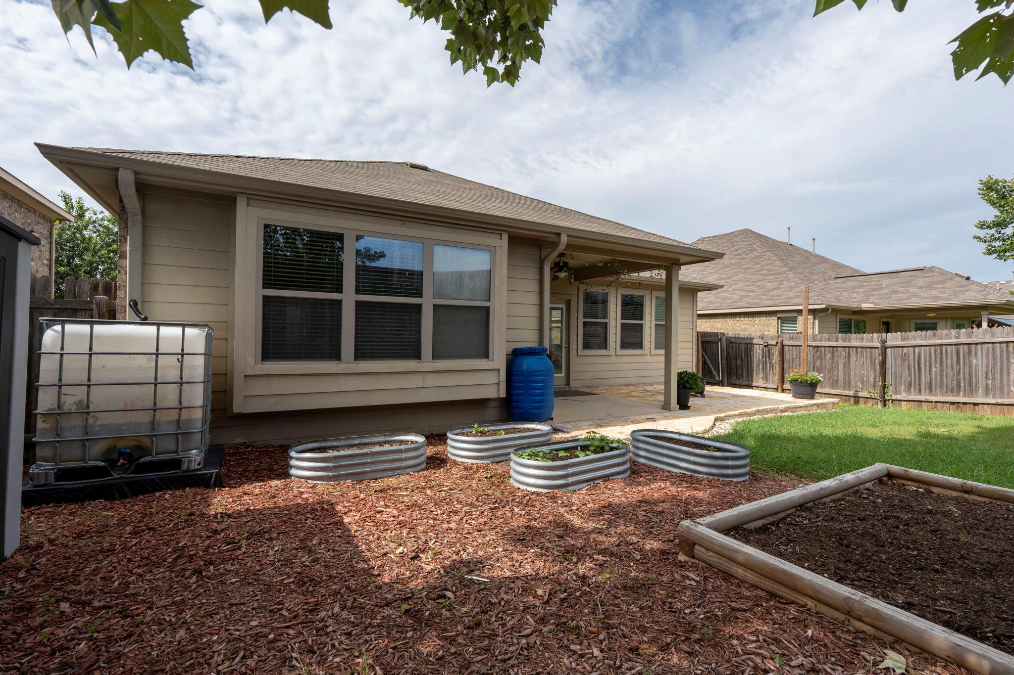 296 Snow Owl Holw, Buda, TX 78610
