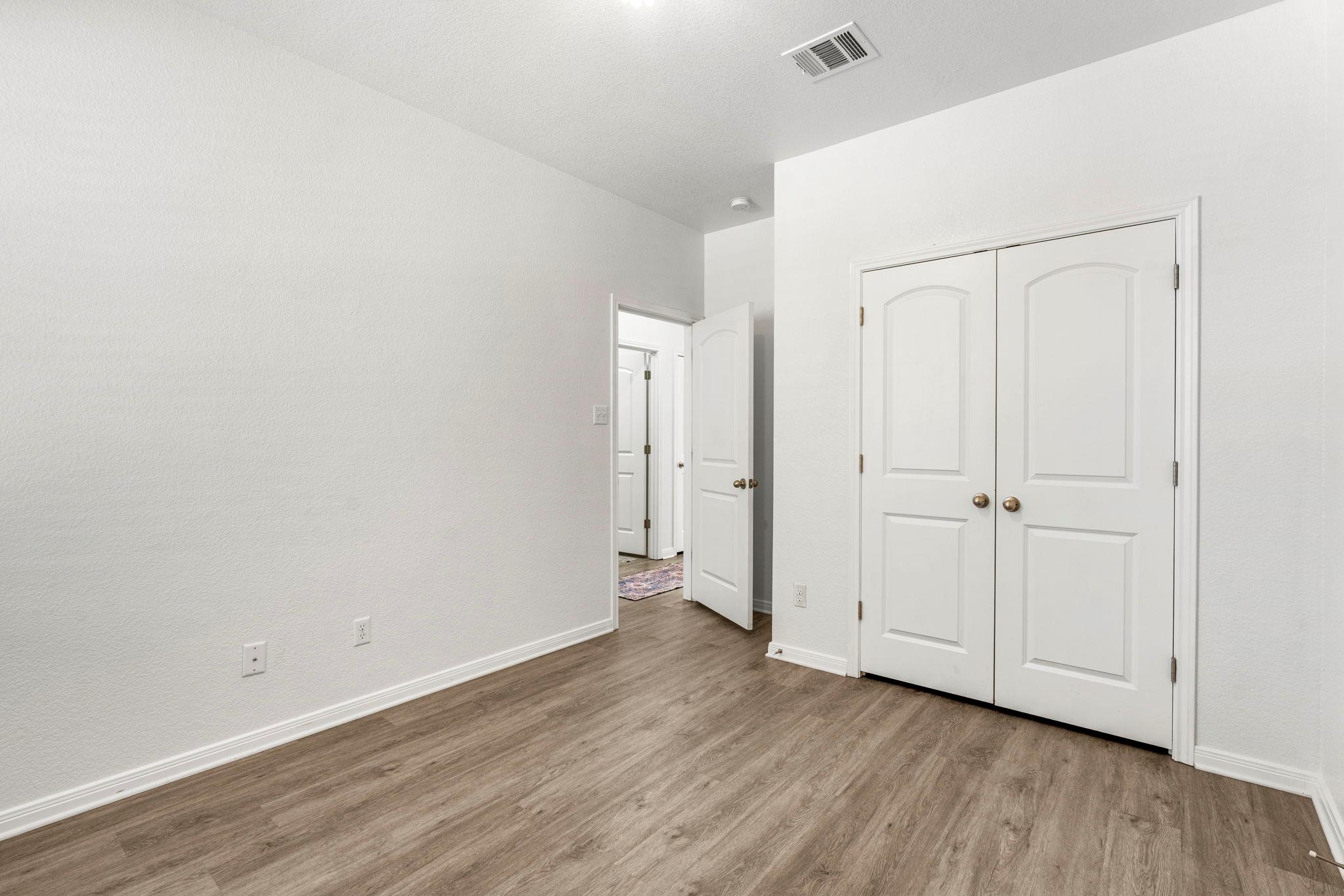 296 Snow Owl Holw, Buda, TX 78610