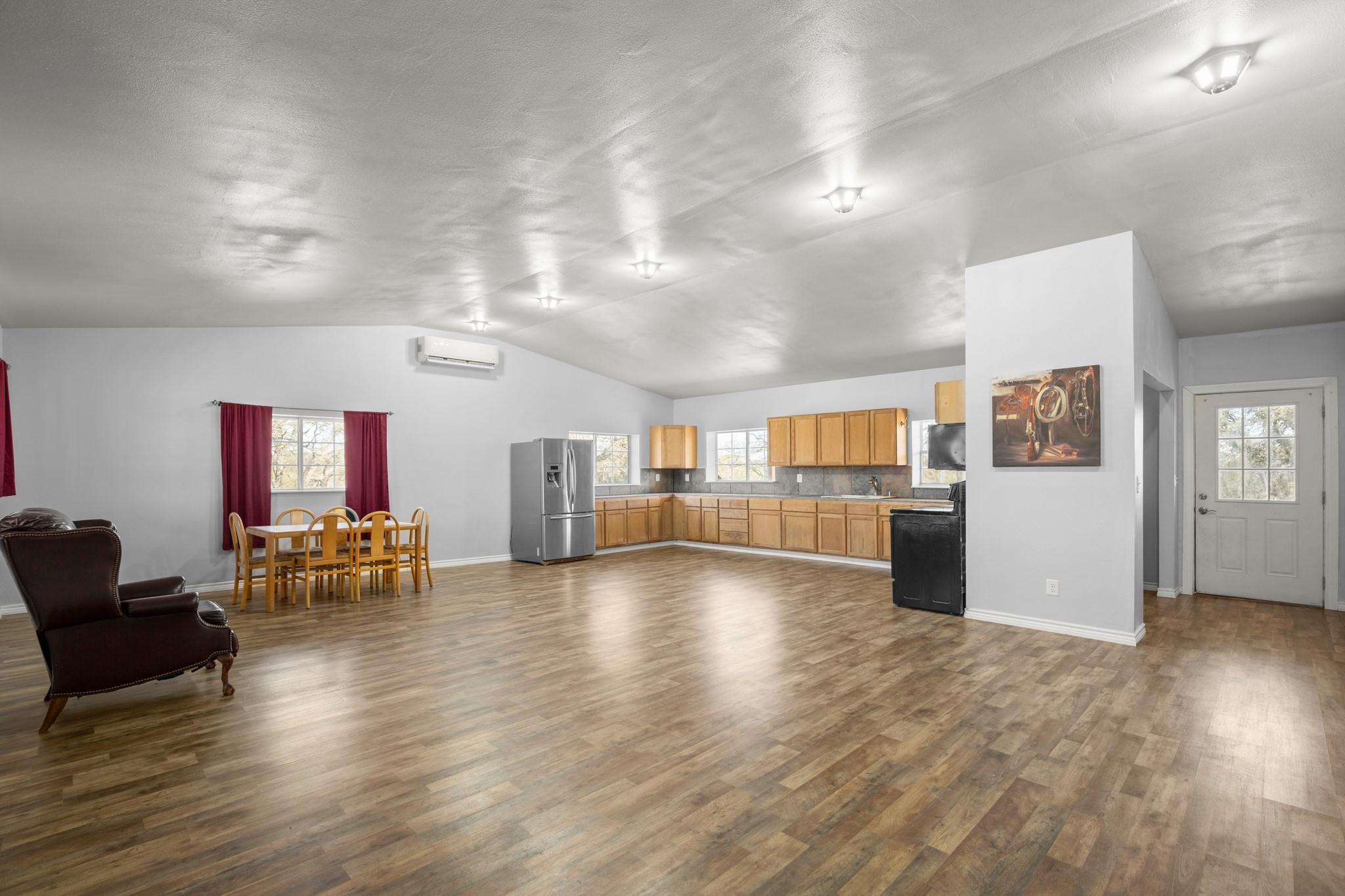 7651 Fm-243, Bertram, TX 78605