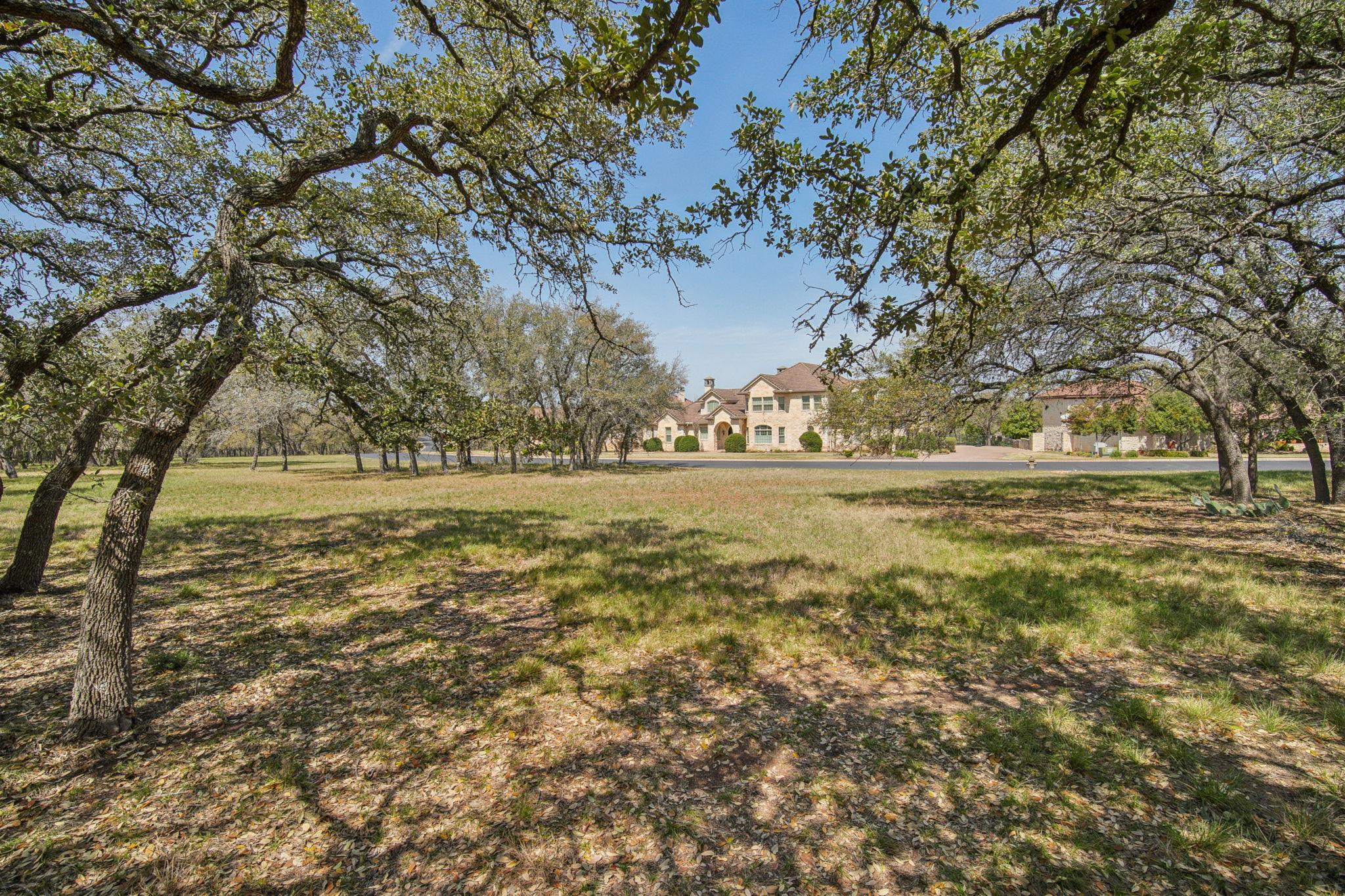 26101 Masters Pkwy, Spicewood, TX 78669