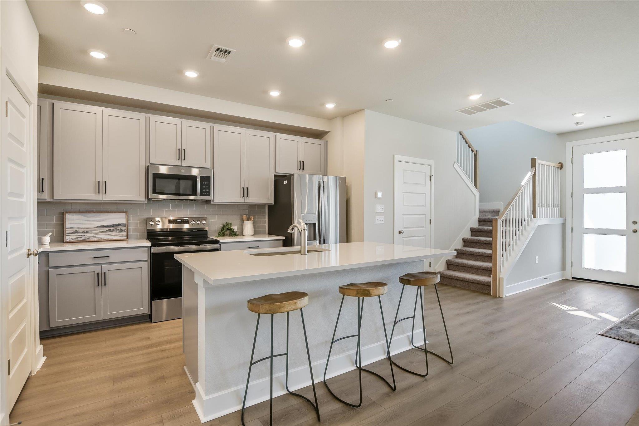 505 Emory Crossing Blvd, Hutto, TX 78634