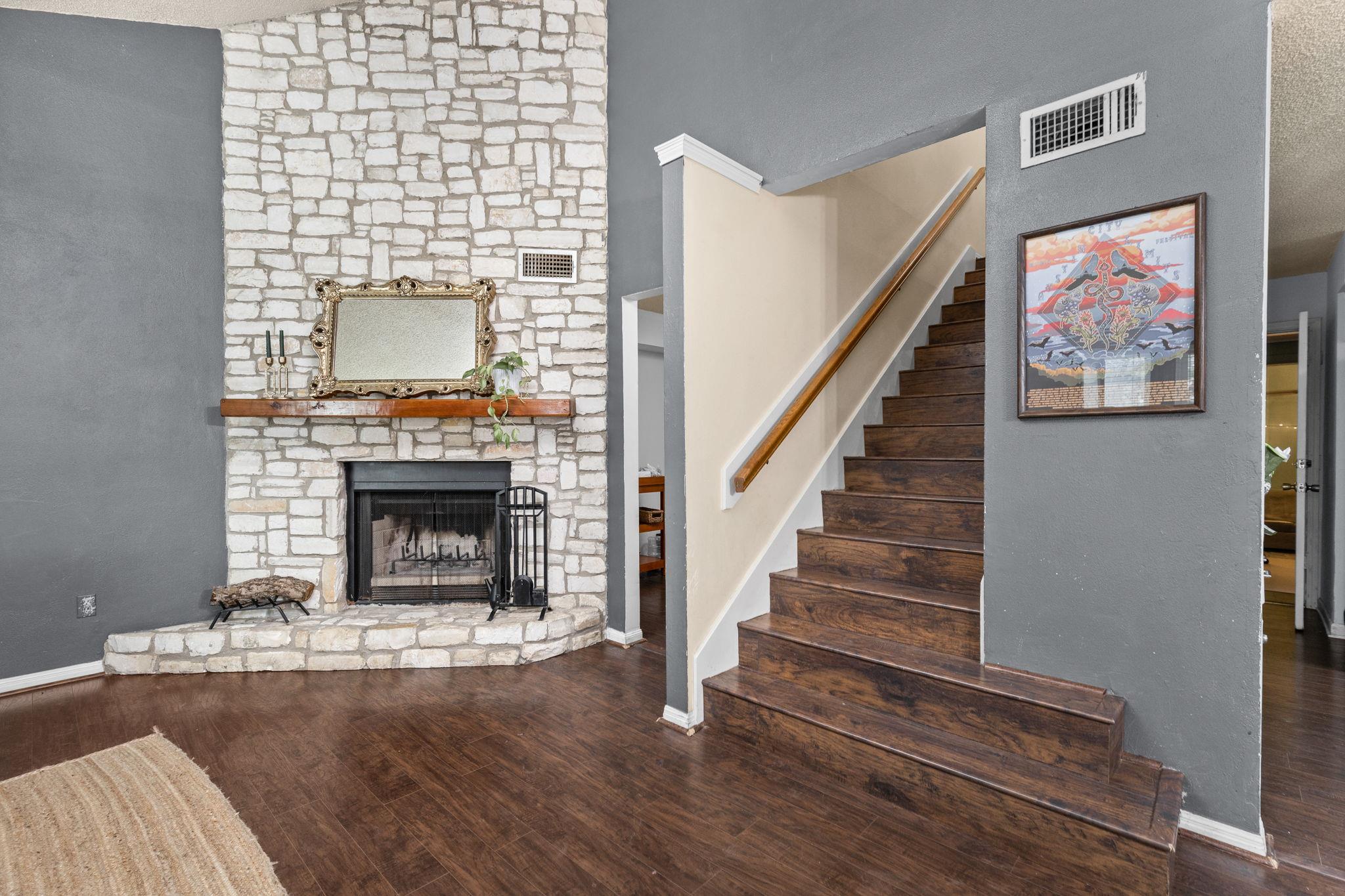 19 Deerfield Dr # 2, Wimberley, TX 78676