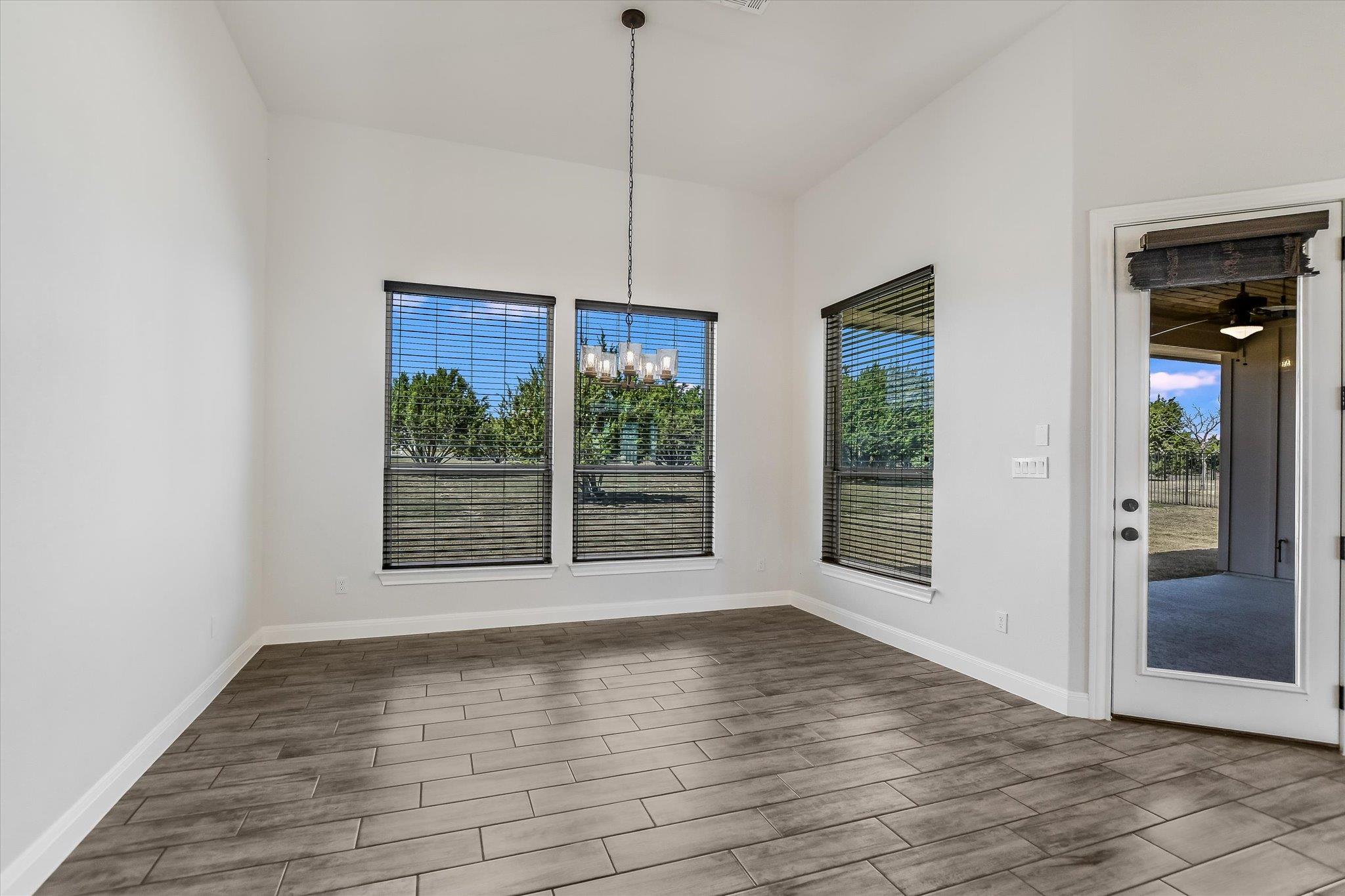 308 Joya Dr, Liberty Hill, TX 78642