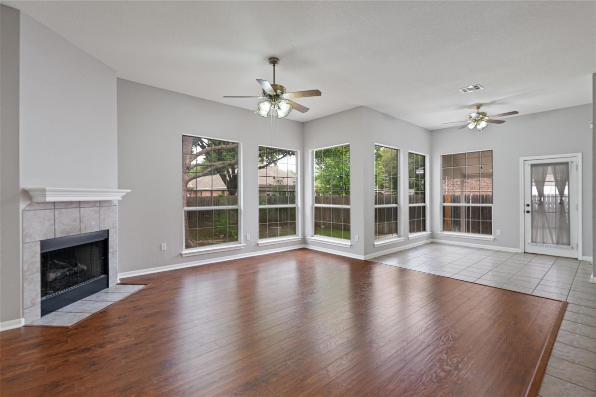 901 Cashew Ln, Cedar Park, TX 78613