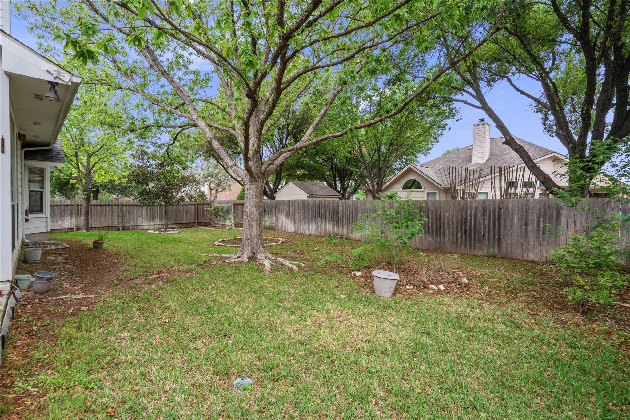 901 Cashew Ln, Cedar Park, TX 78613