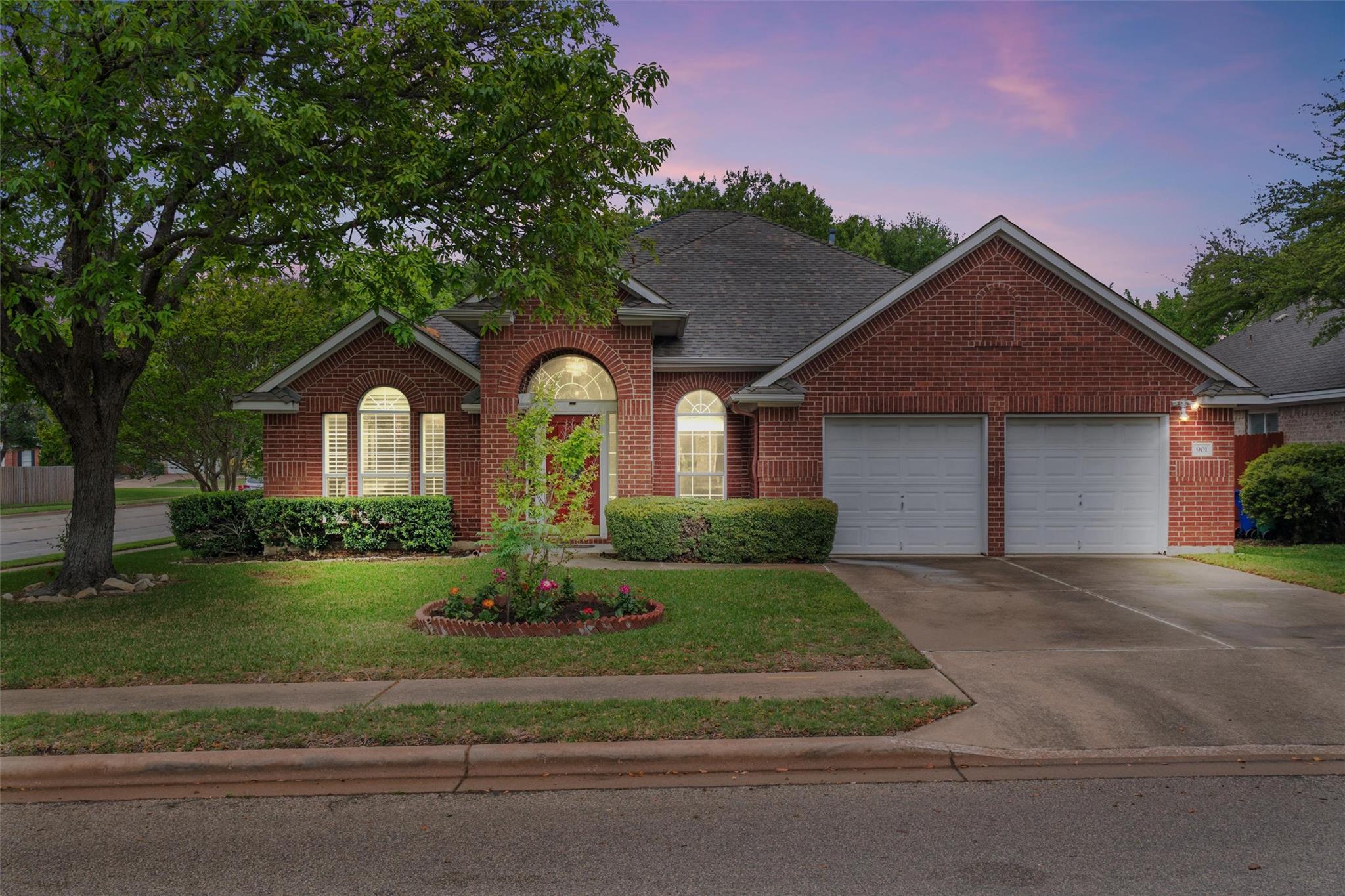 901 Cashew Ln, Cedar Park, TX 78613