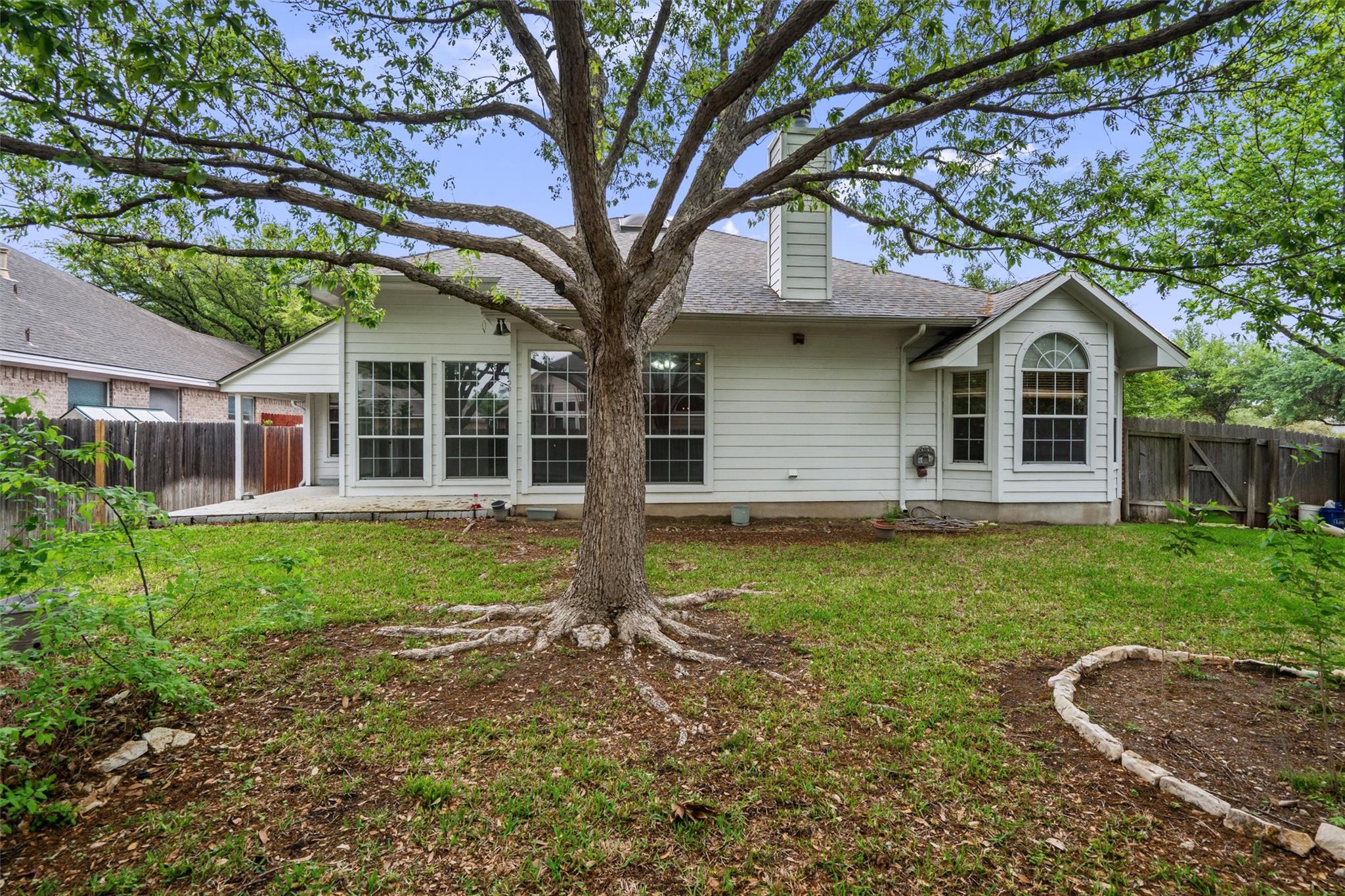 901 Cashew Ln, Cedar Park, TX 78613