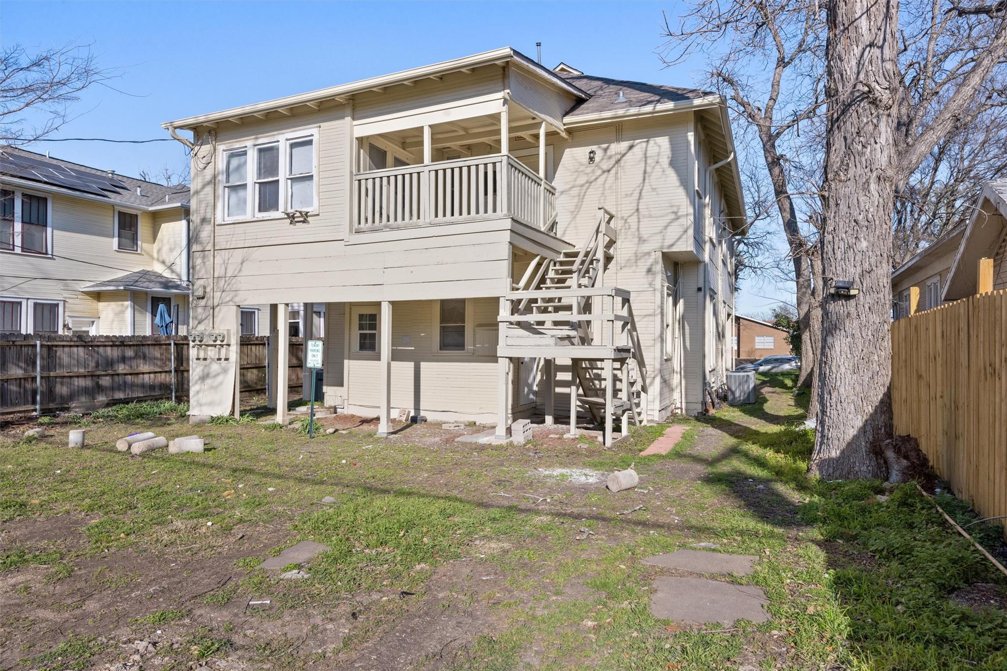 715 Porter St # 2, Taylor, TX 76574