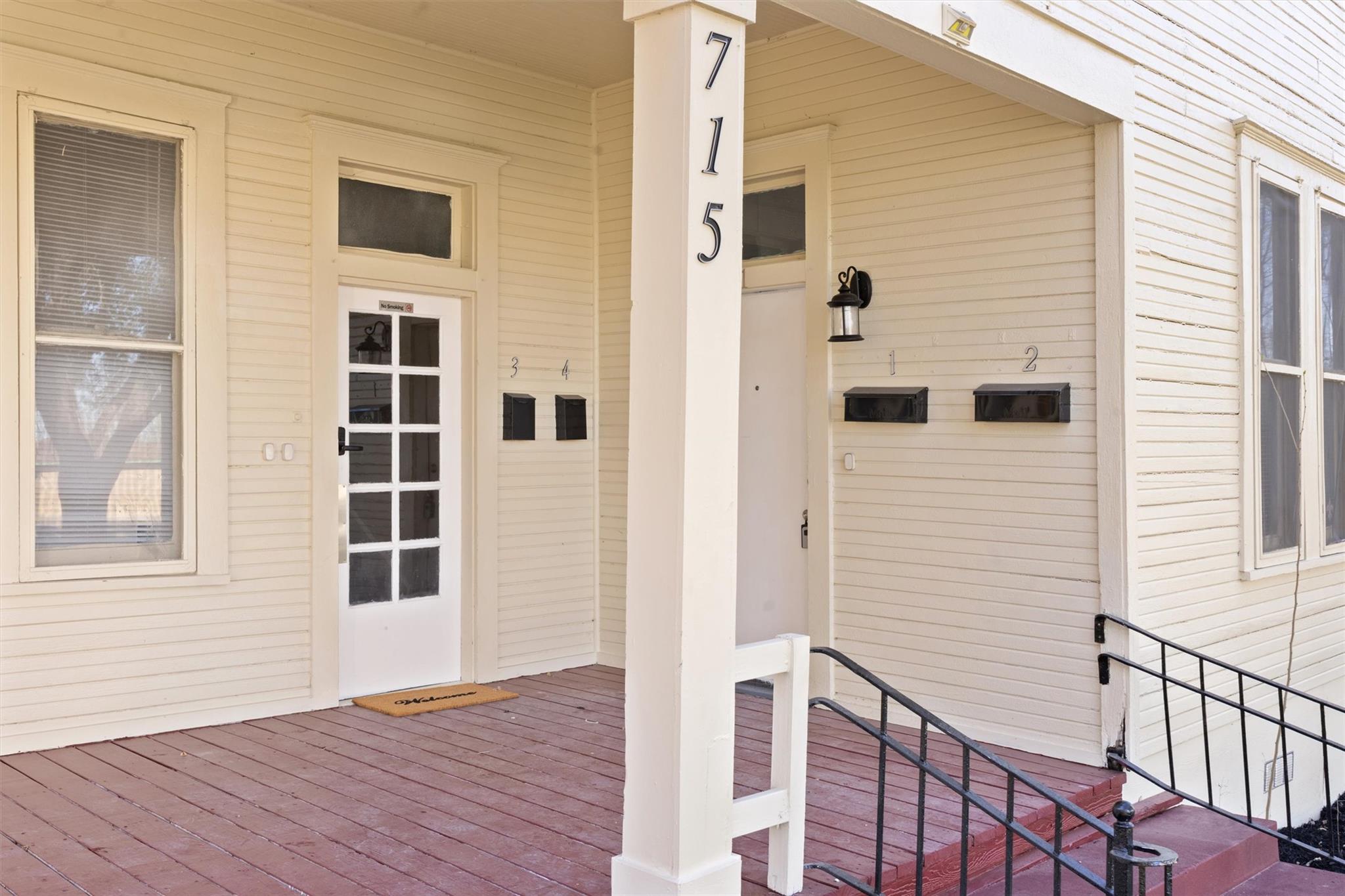 715 Porter St # 2, Taylor, TX 76574