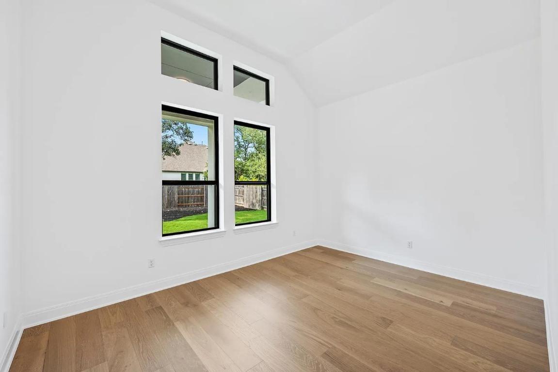 222 Bridge Water Loop, Dripping Springs, TX 78620