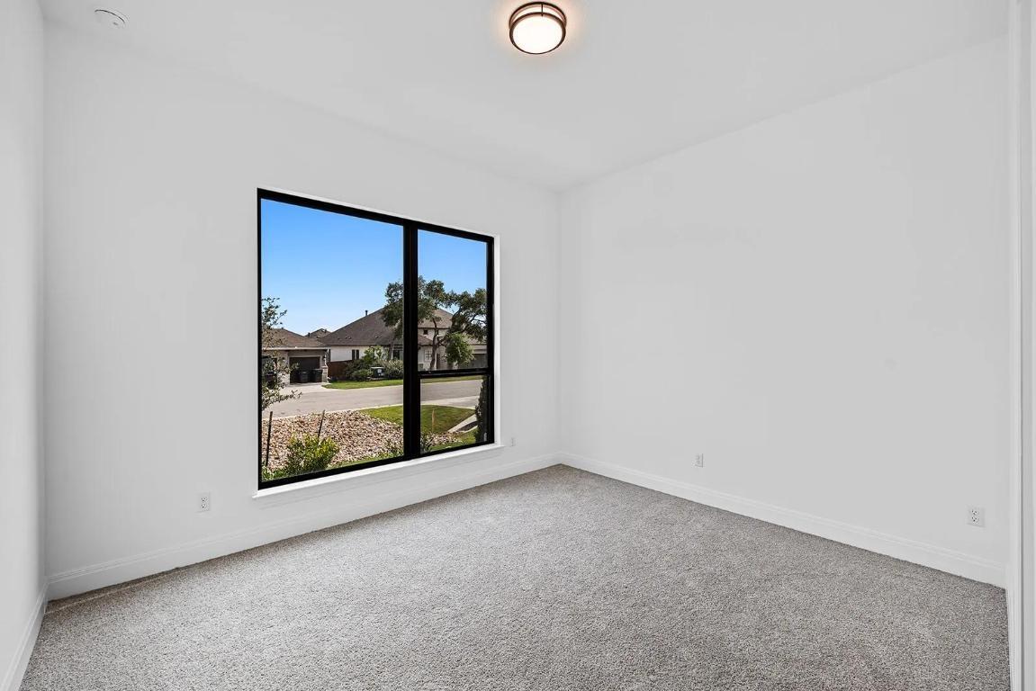 222 Bridge Water Loop, Dripping Springs, TX 78620