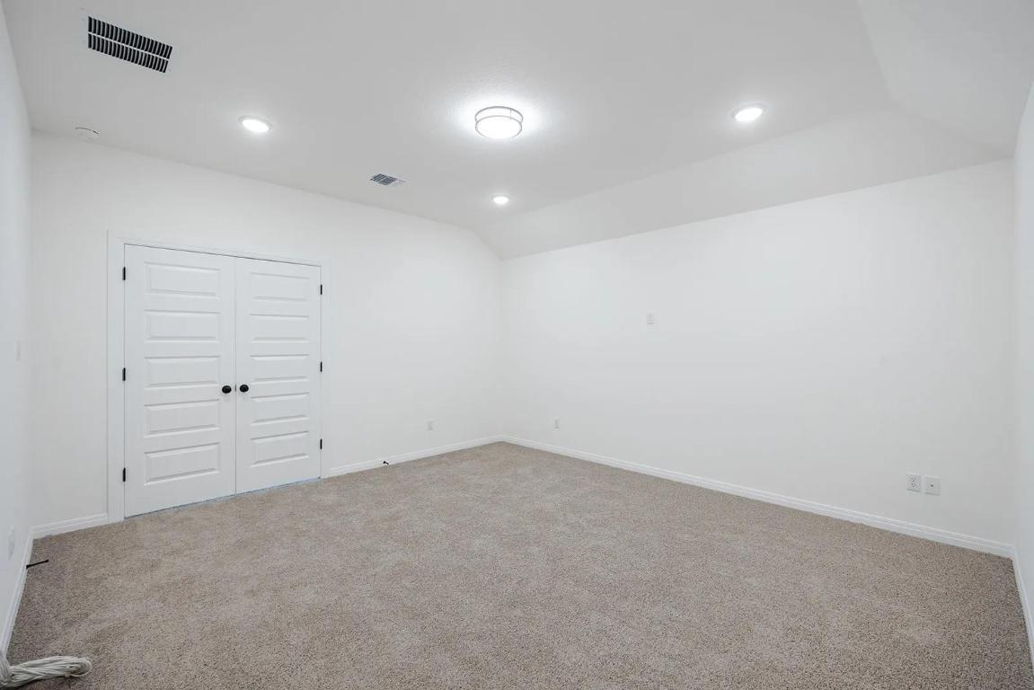 222 Bridge Water Loop, Dripping Springs, TX 78620