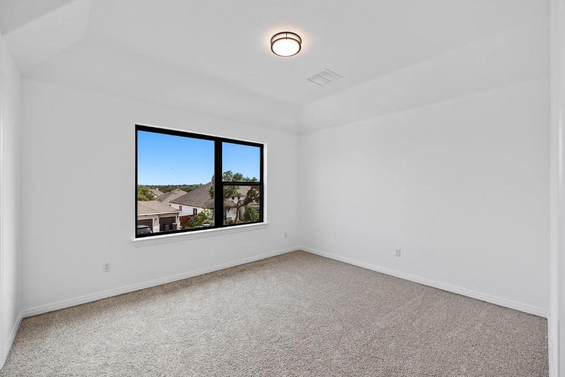 222 Bridge Water Loop, Dripping Springs, TX 78620