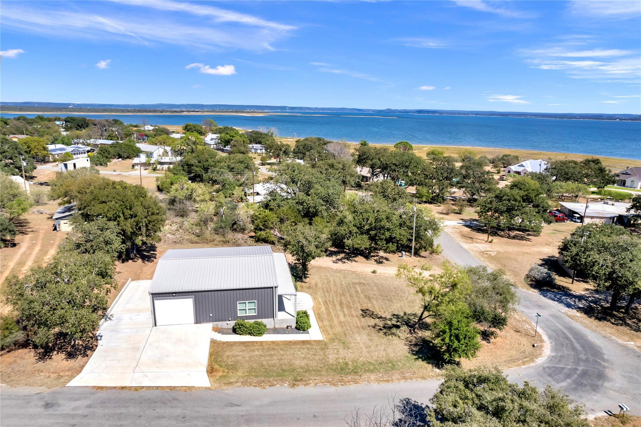 184 S Summit Trl, Buchanan Dam, TX 78609