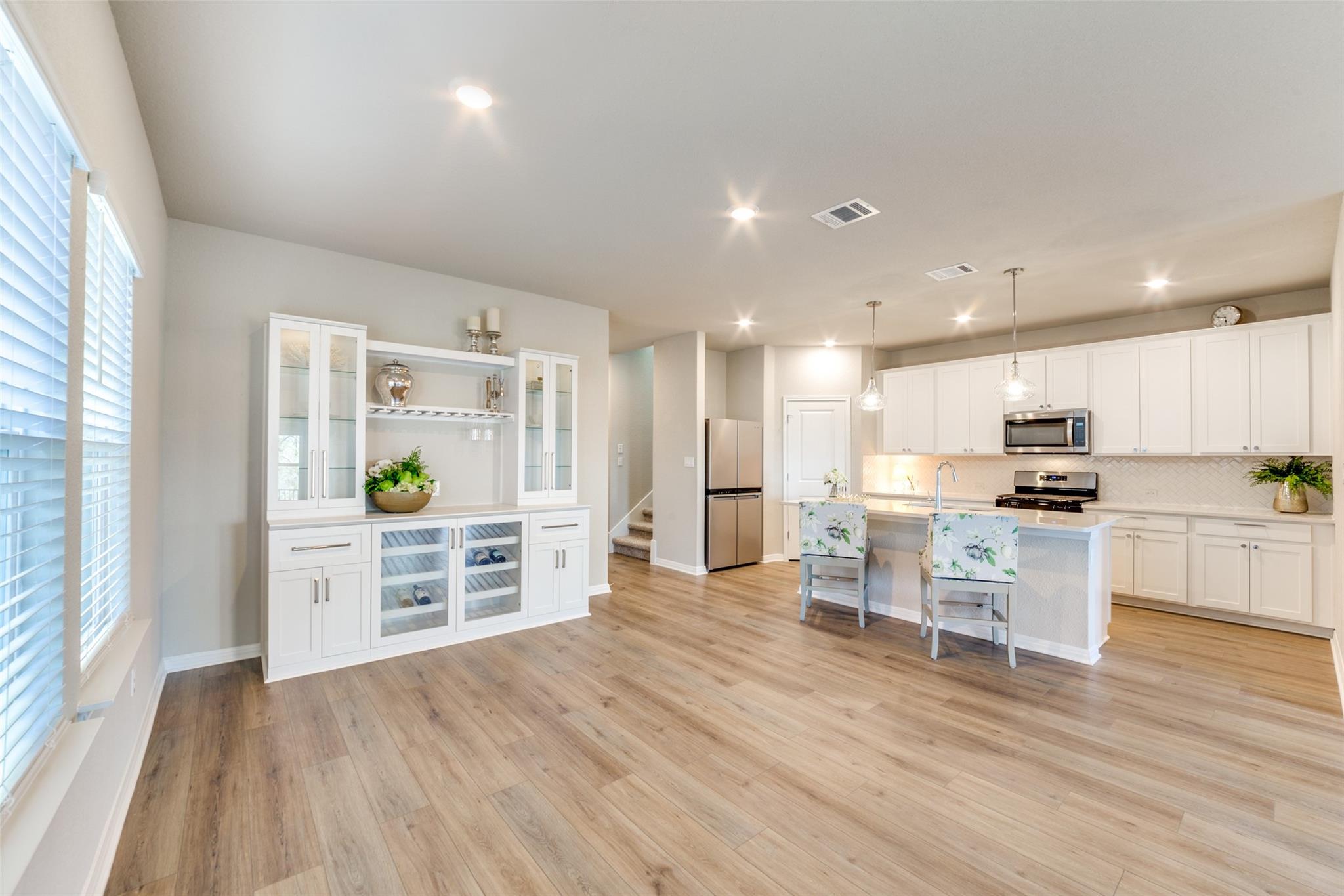 920 View Dr, Georgetown, TX 78628