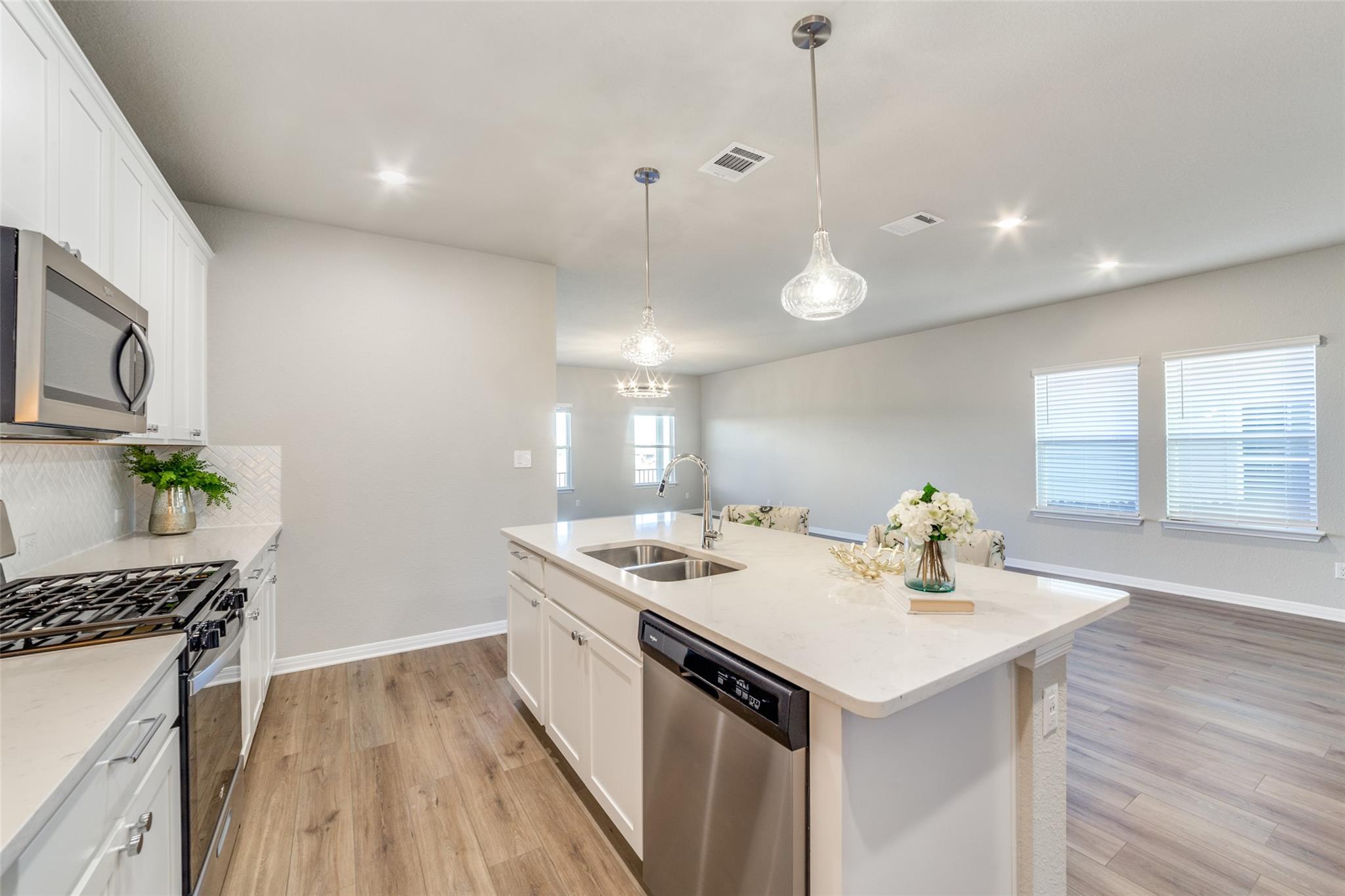920 View Dr, Georgetown, TX 78628