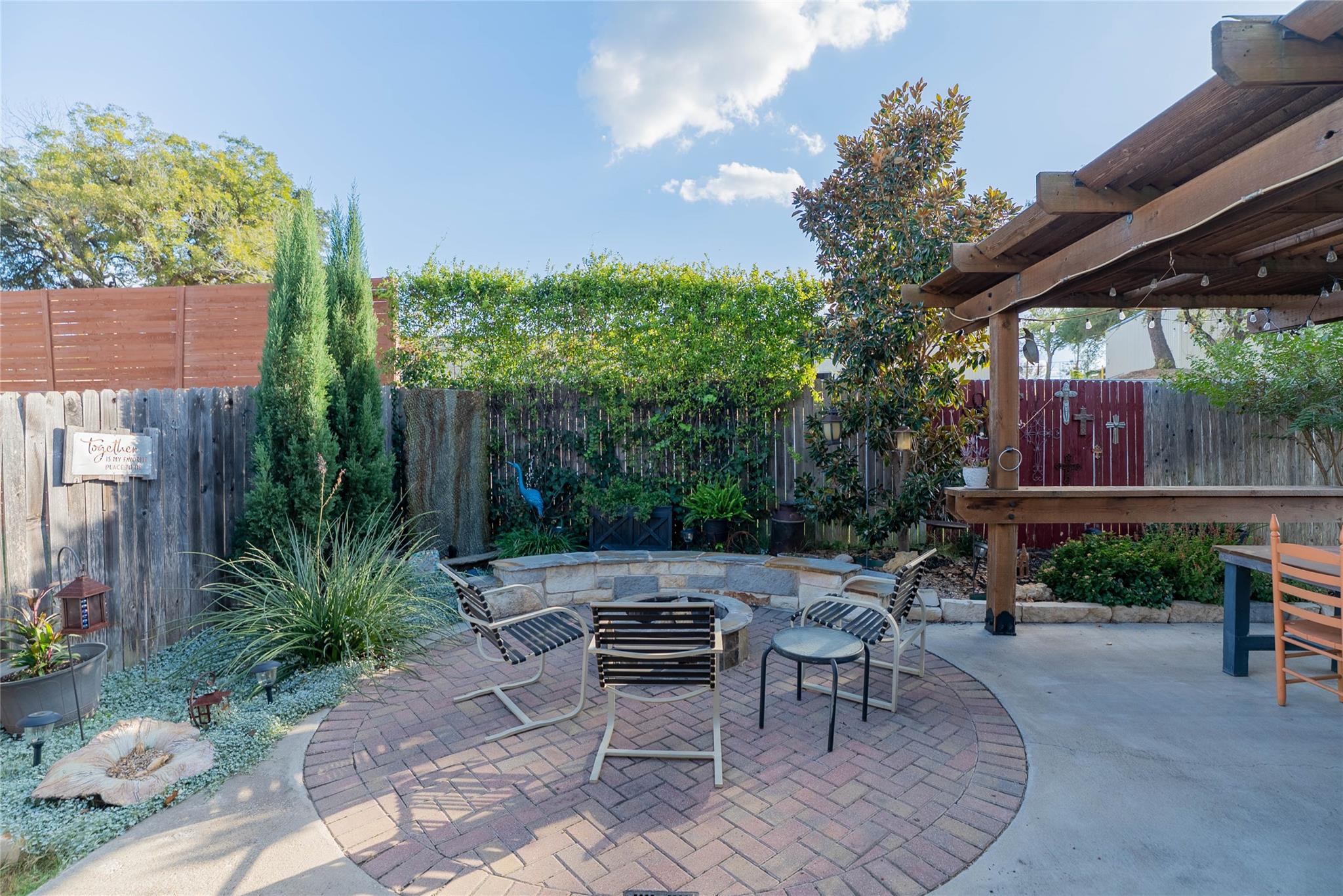 2009 Garretts Way, Manchaca, TX 78652