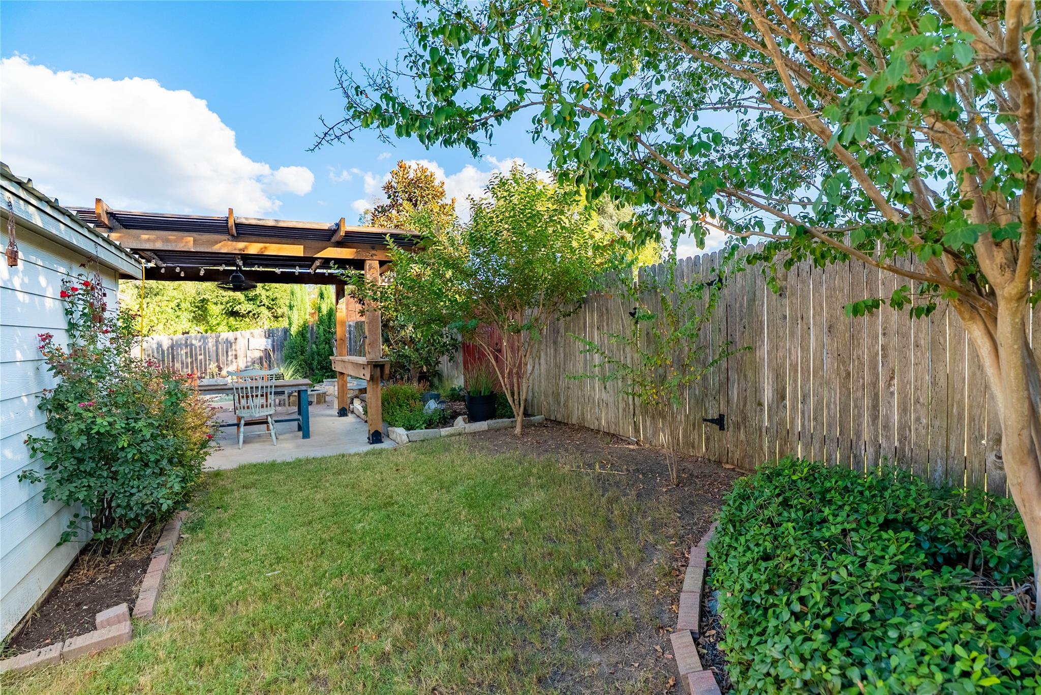 2009 Garretts Way, Manchaca, TX 78652