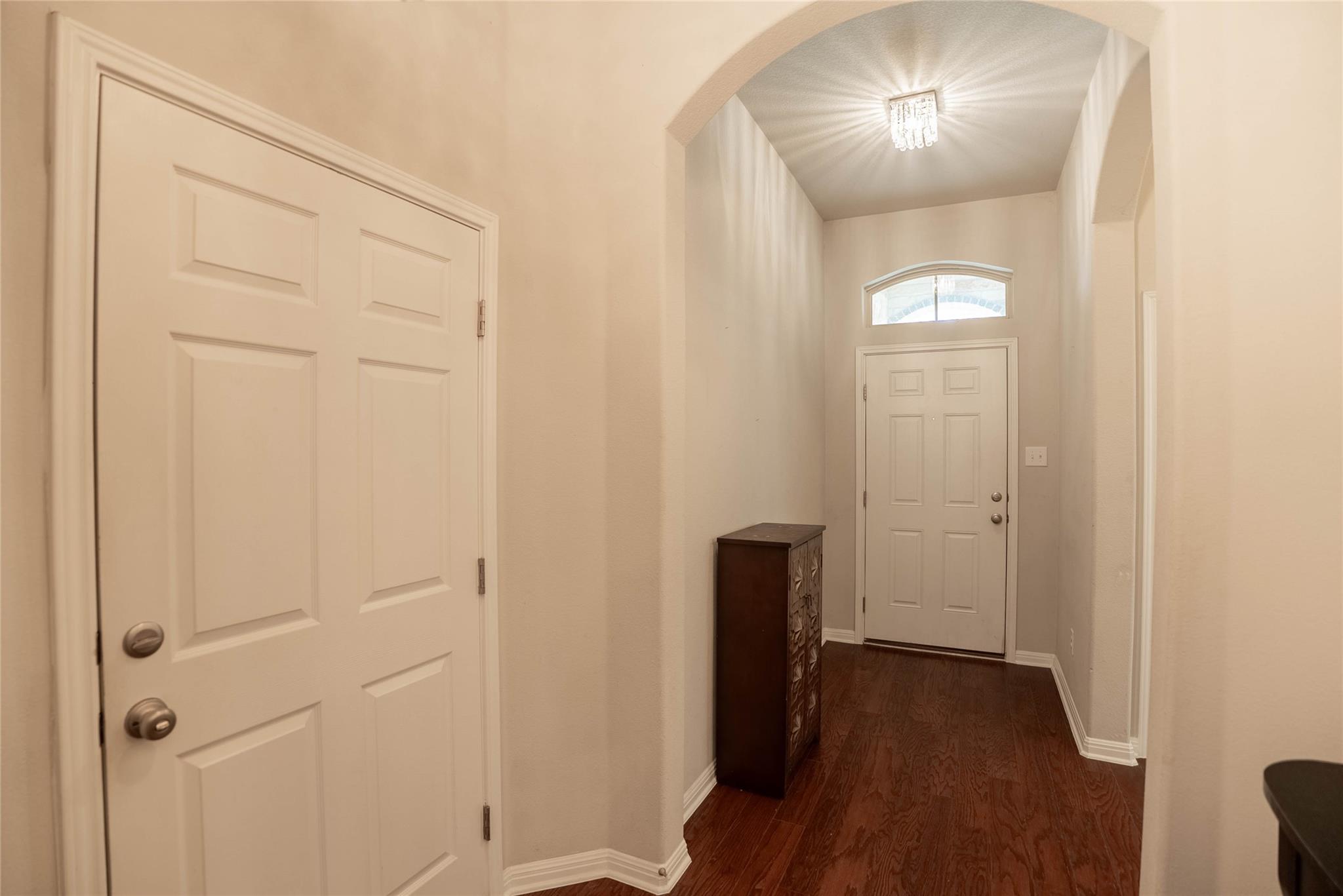 2009 Garretts Way, Manchaca, TX 78652