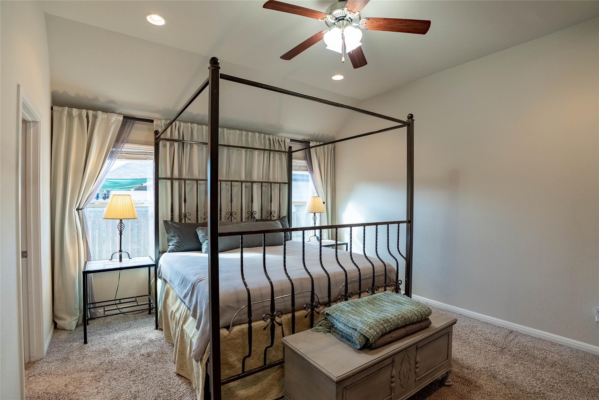 2009 Garretts Way, Manchaca, TX 78652