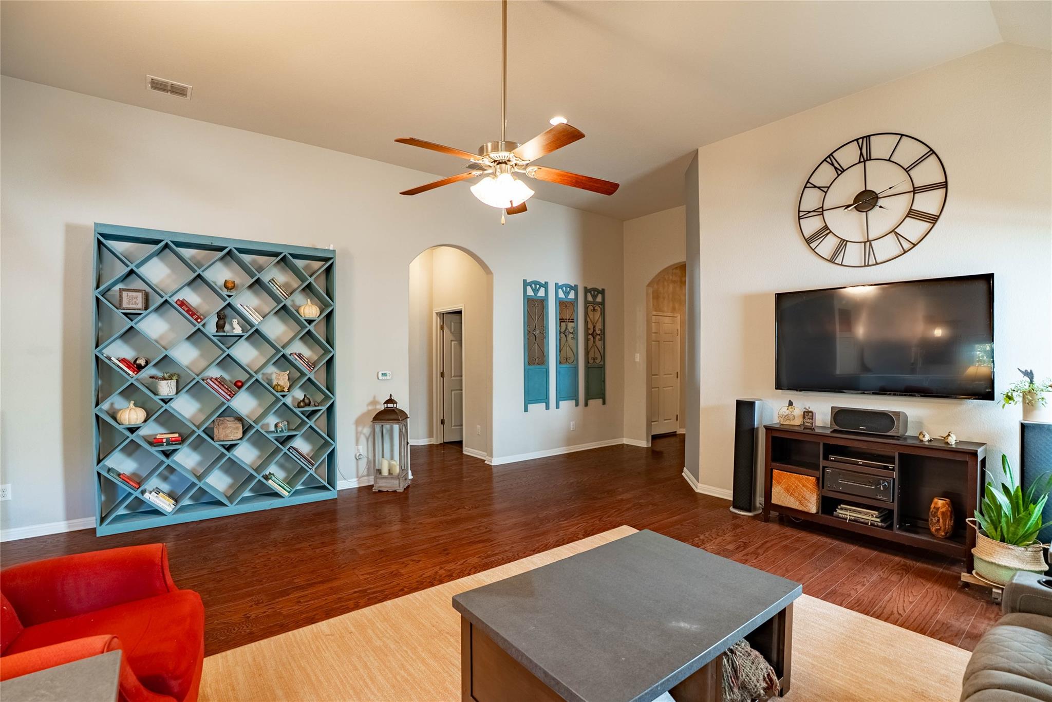 2009 Garretts Way, Manchaca, TX 78652