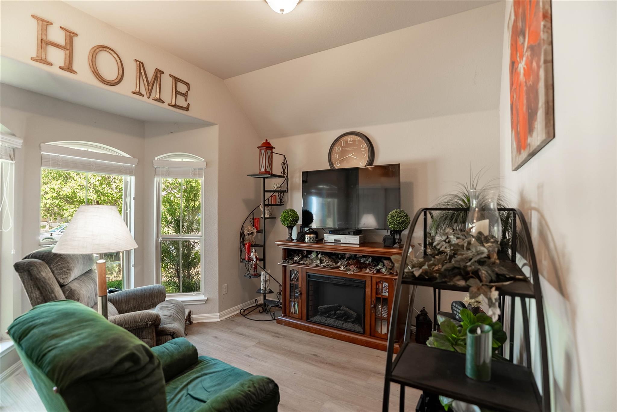 2009 Garretts Way, Manchaca, TX 78652