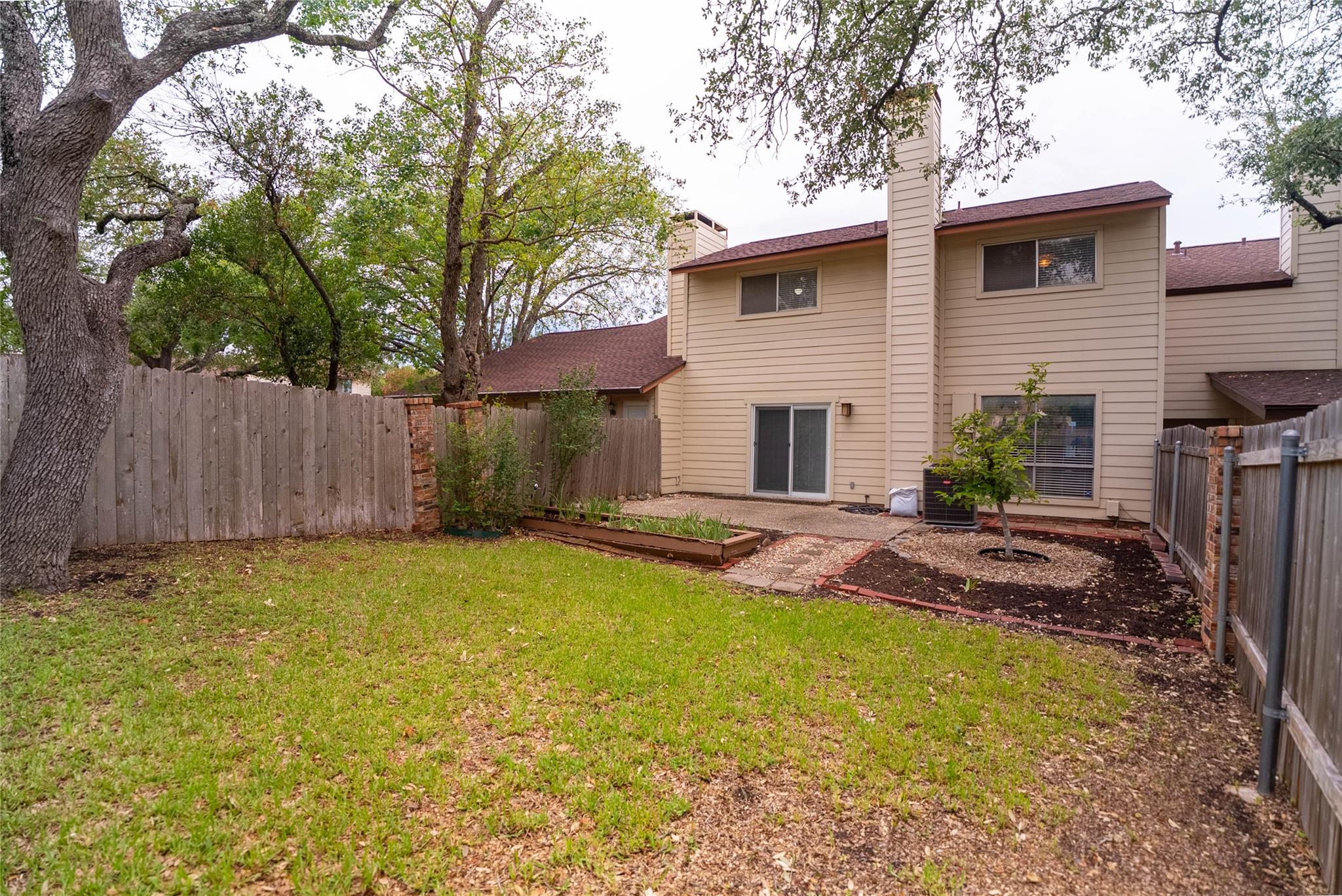 8403 Ardash Ln, Austin, TX 78759