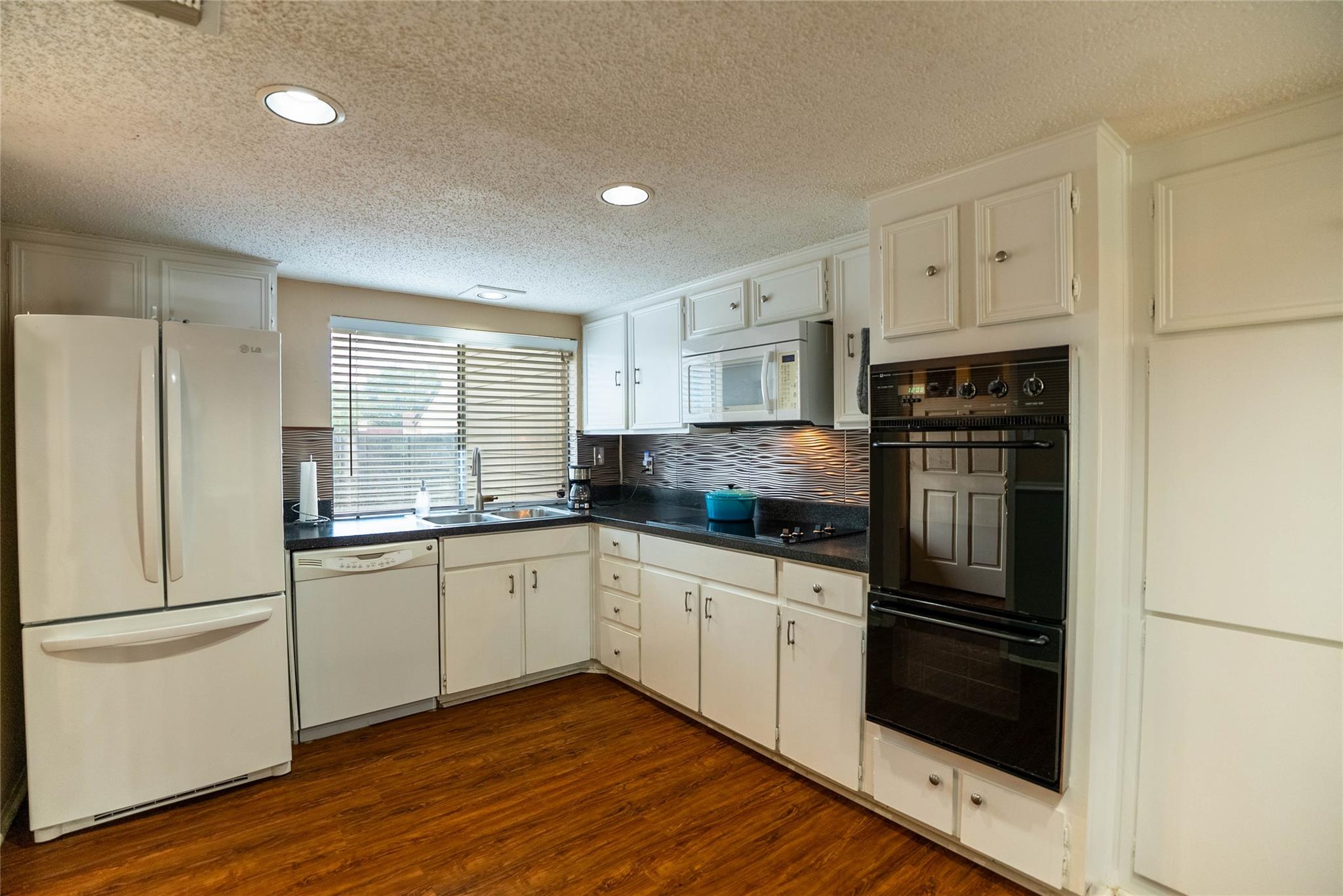 8403 Ardash Ln, Austin, TX 78759