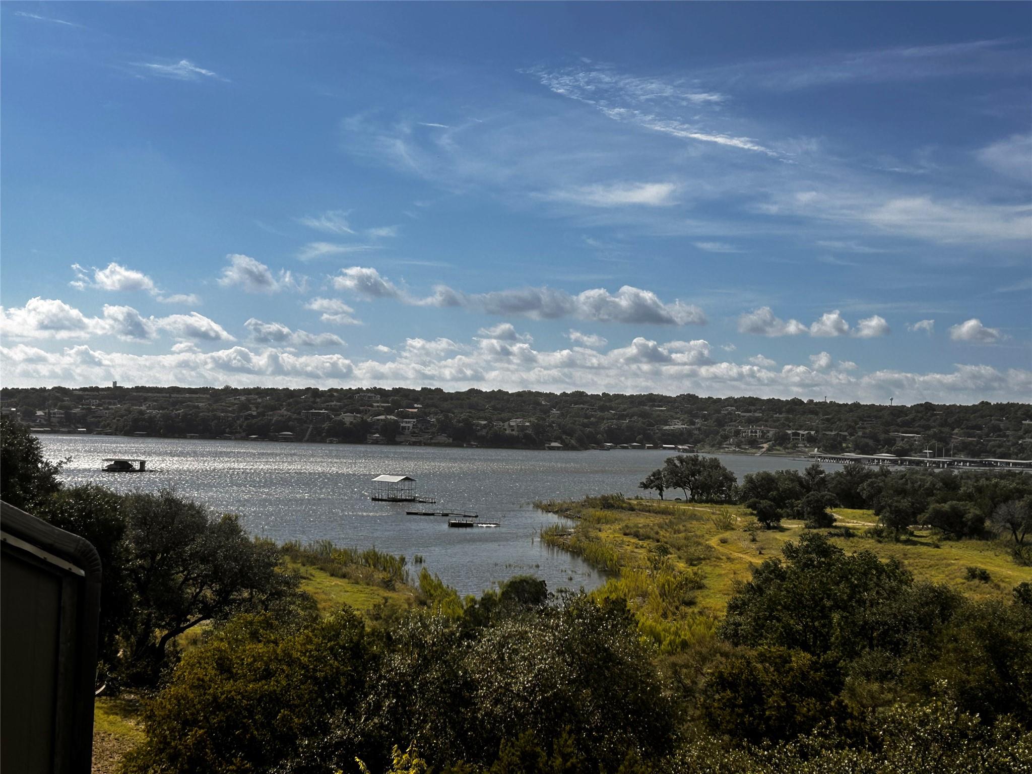 171 Comanche Pt, Point Venture, TX 78645