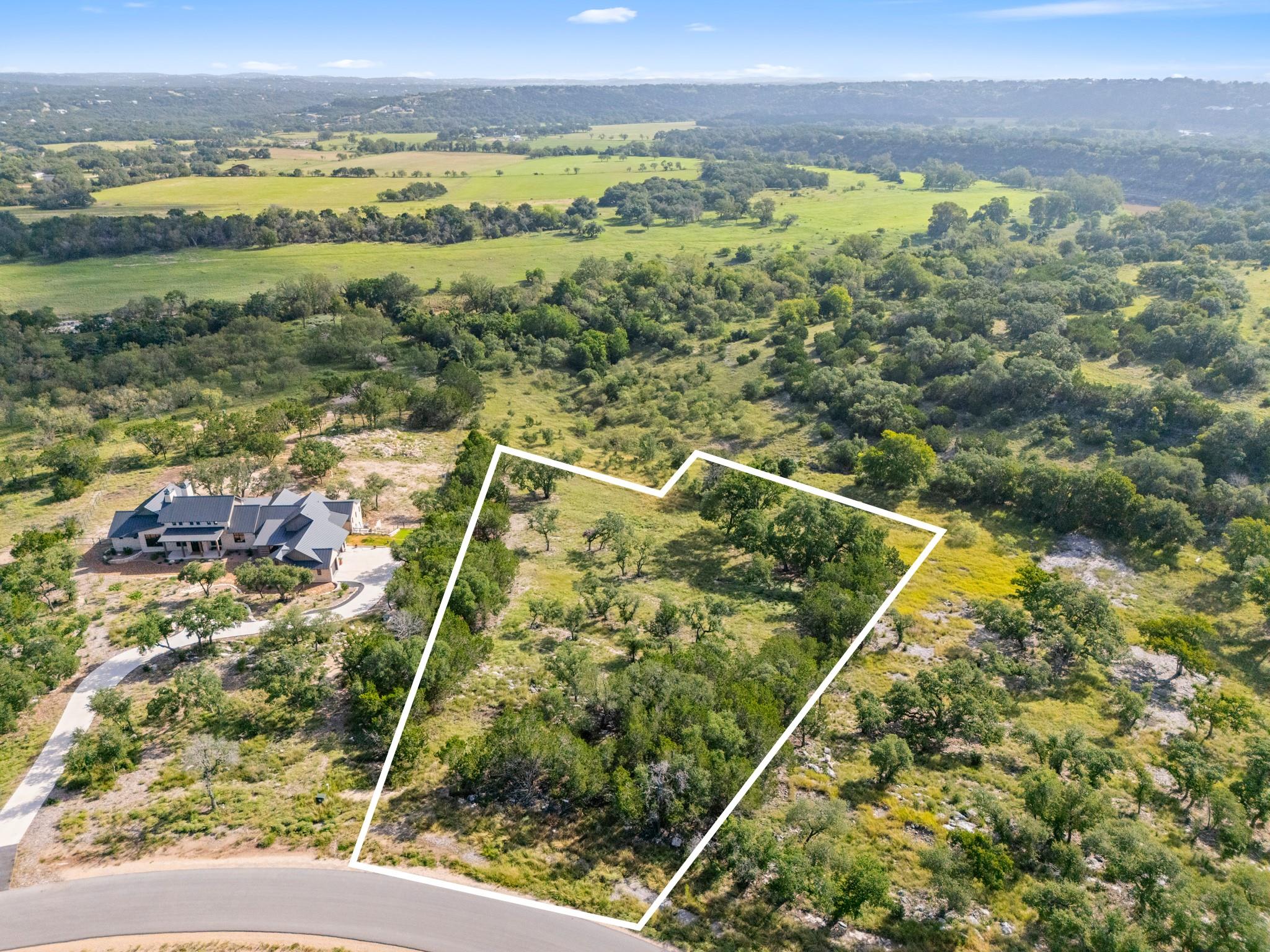 1926 Paradise Pkwy, Canyon Lake, TX 78133